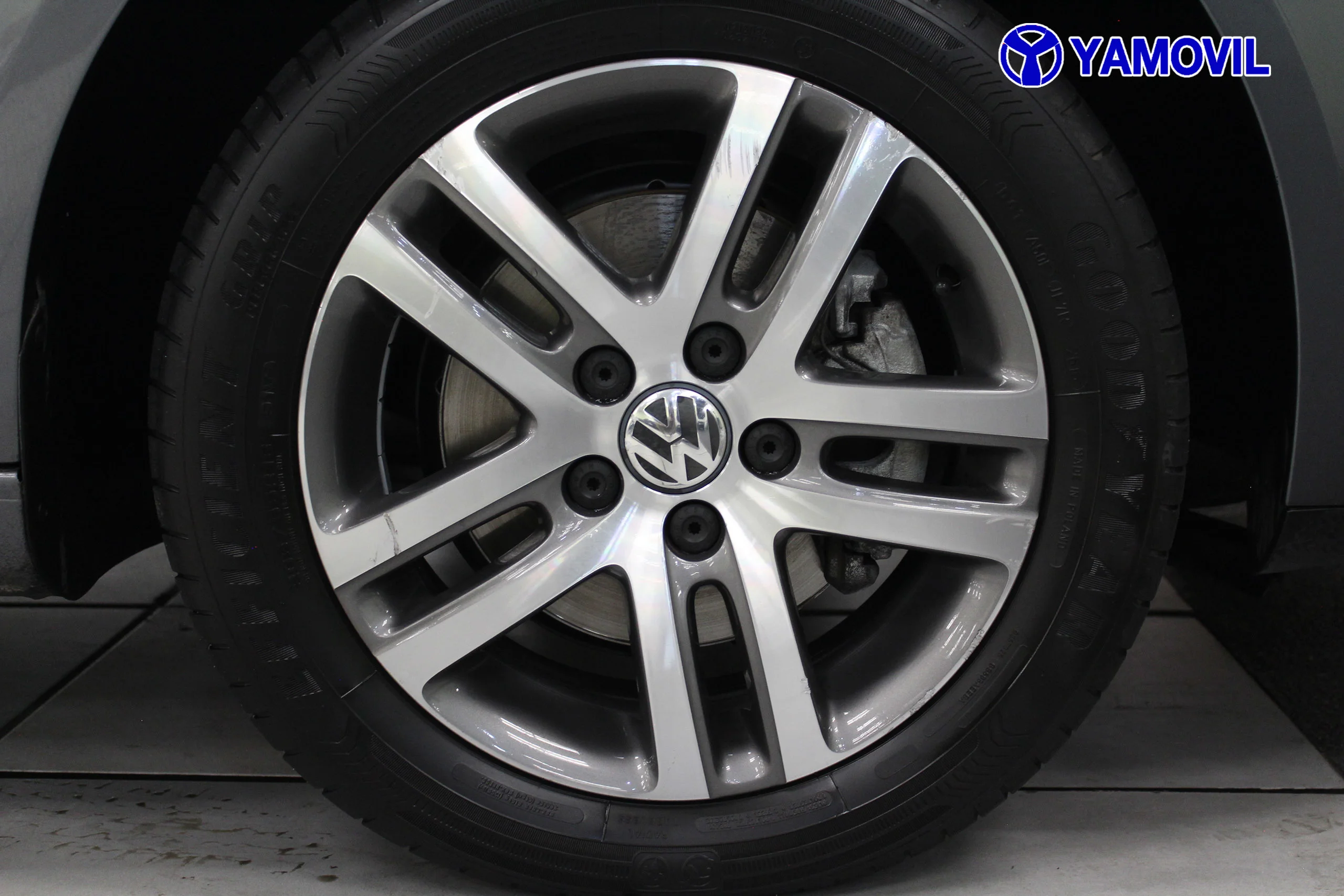 Volkswagen Touran Traveller 2.0 TDI 103 kW (140 CV) - Foto 9