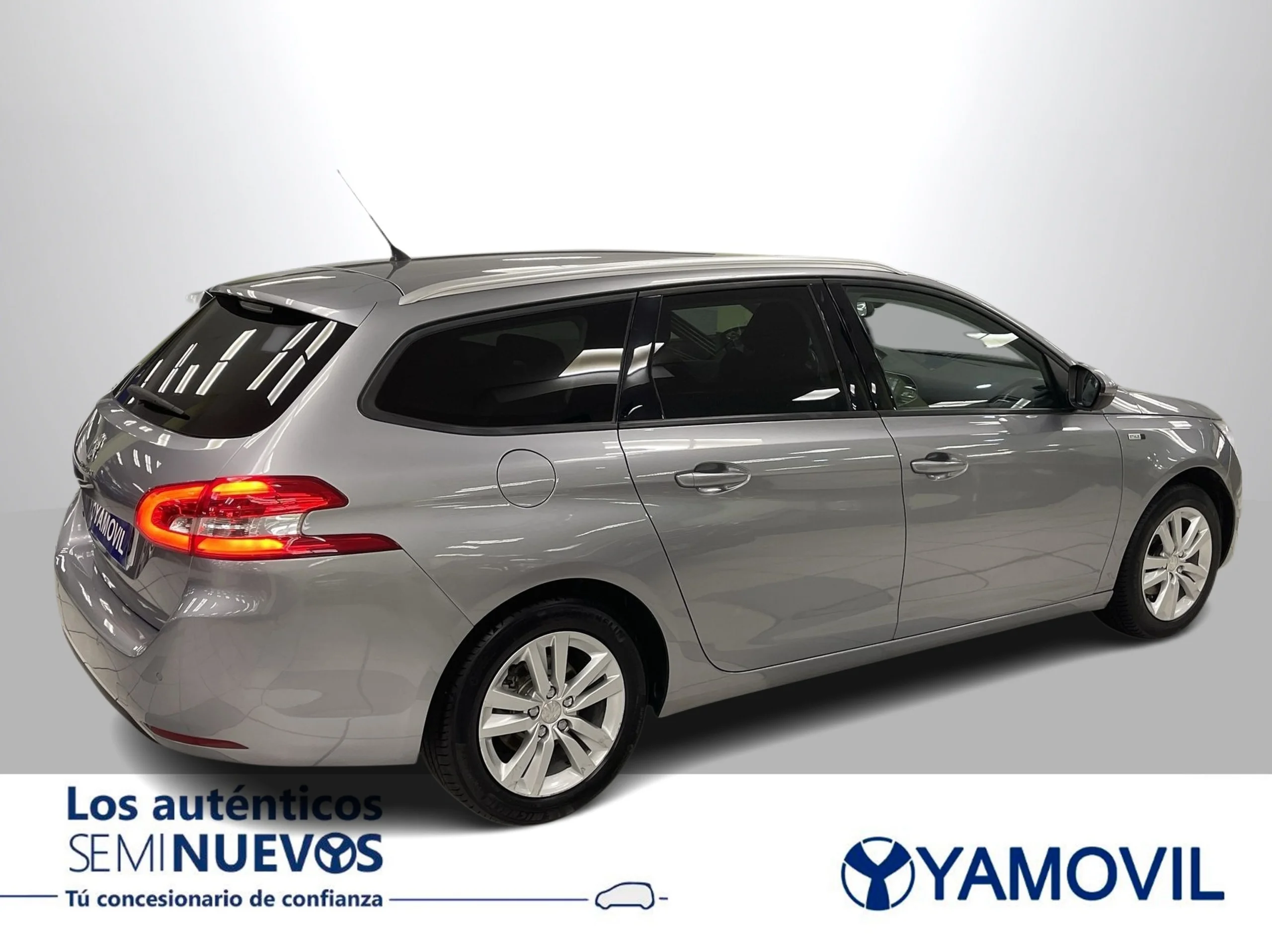 Peugeot 308 SW PureTech 130 SANDS Style 96 kW (130 CV) - Foto 6