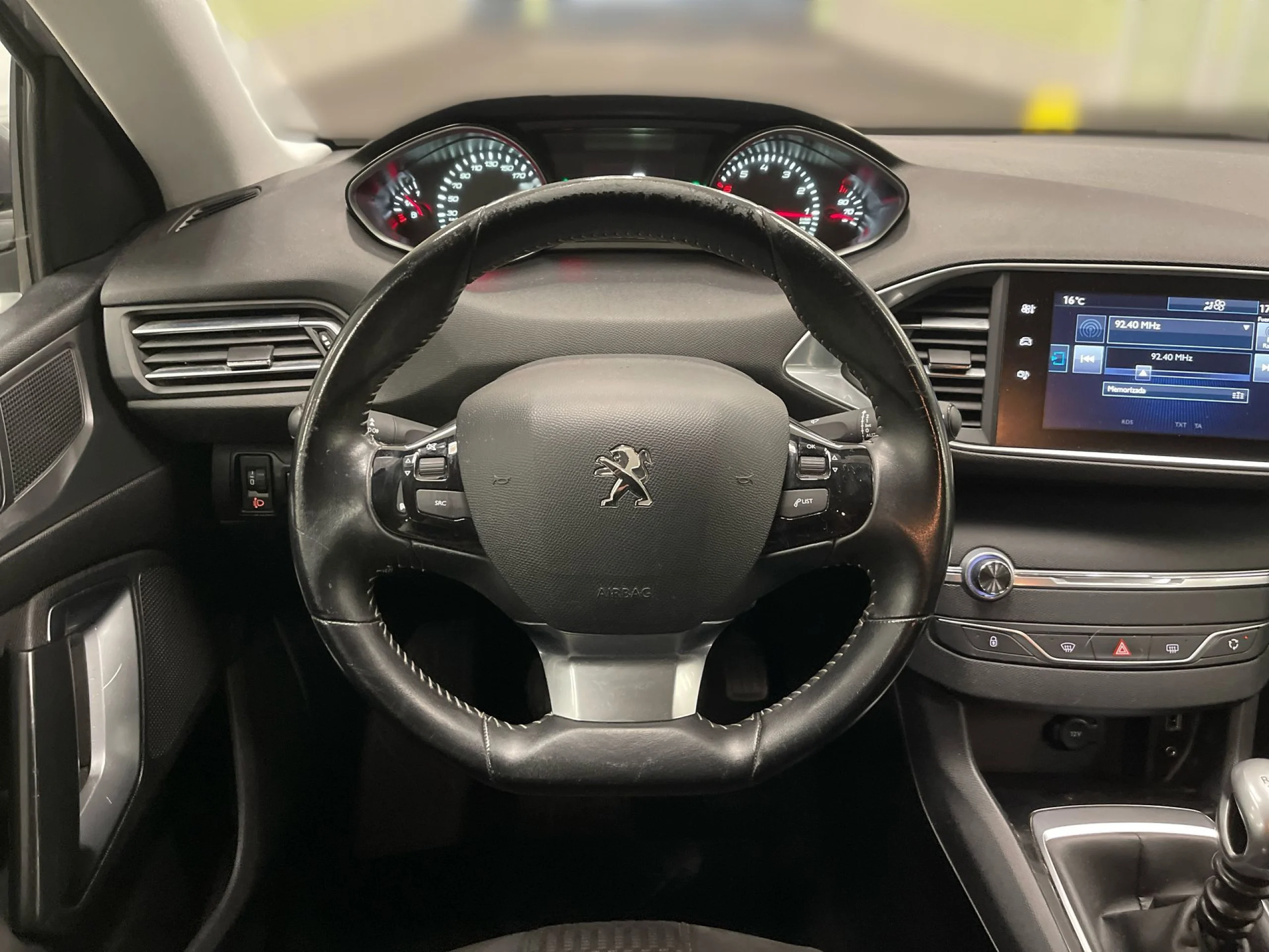 Peugeot 308 SW PureTech 130 SANDS Style 96 kW (130 CV) - Foto 10