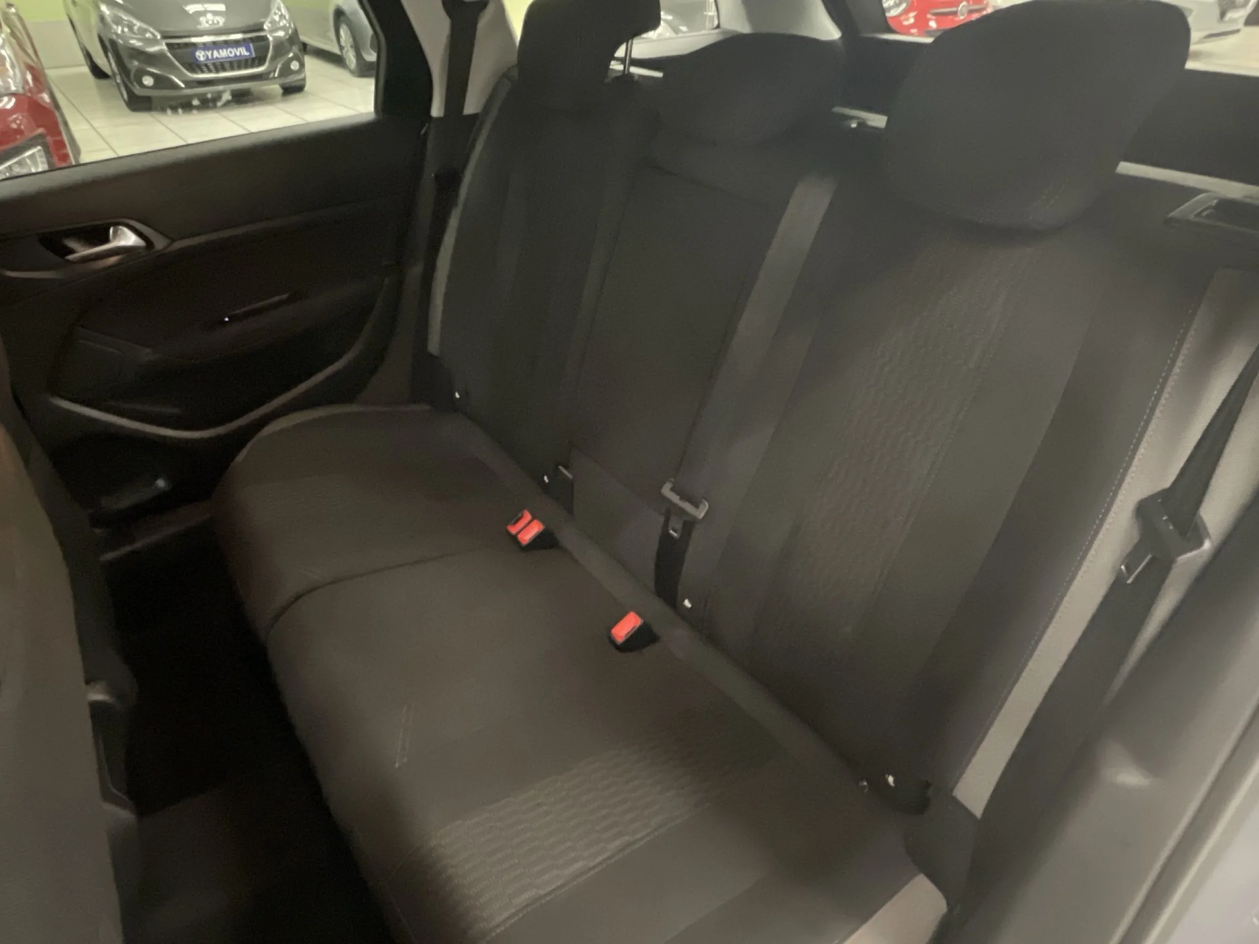 Peugeot 308 SW PureTech 130 SANDS Style 96 kW (130 CV) - Foto 16