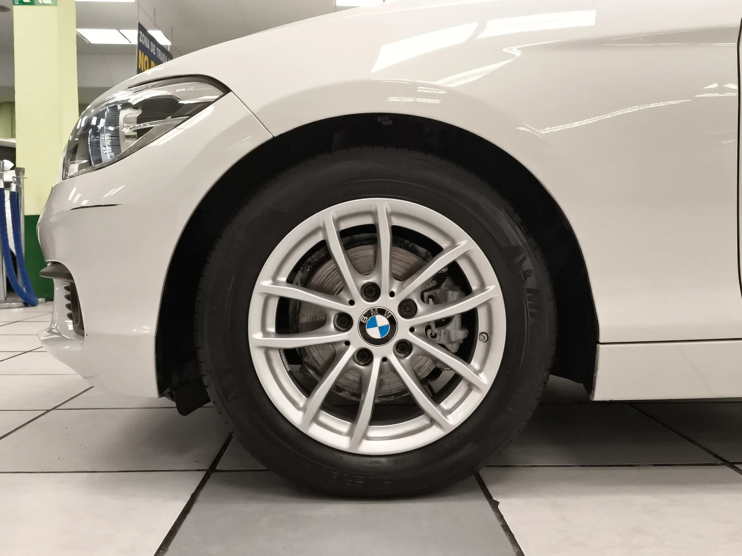 BMW Serie 1 116i 80 kW (109 CV) - Foto 10