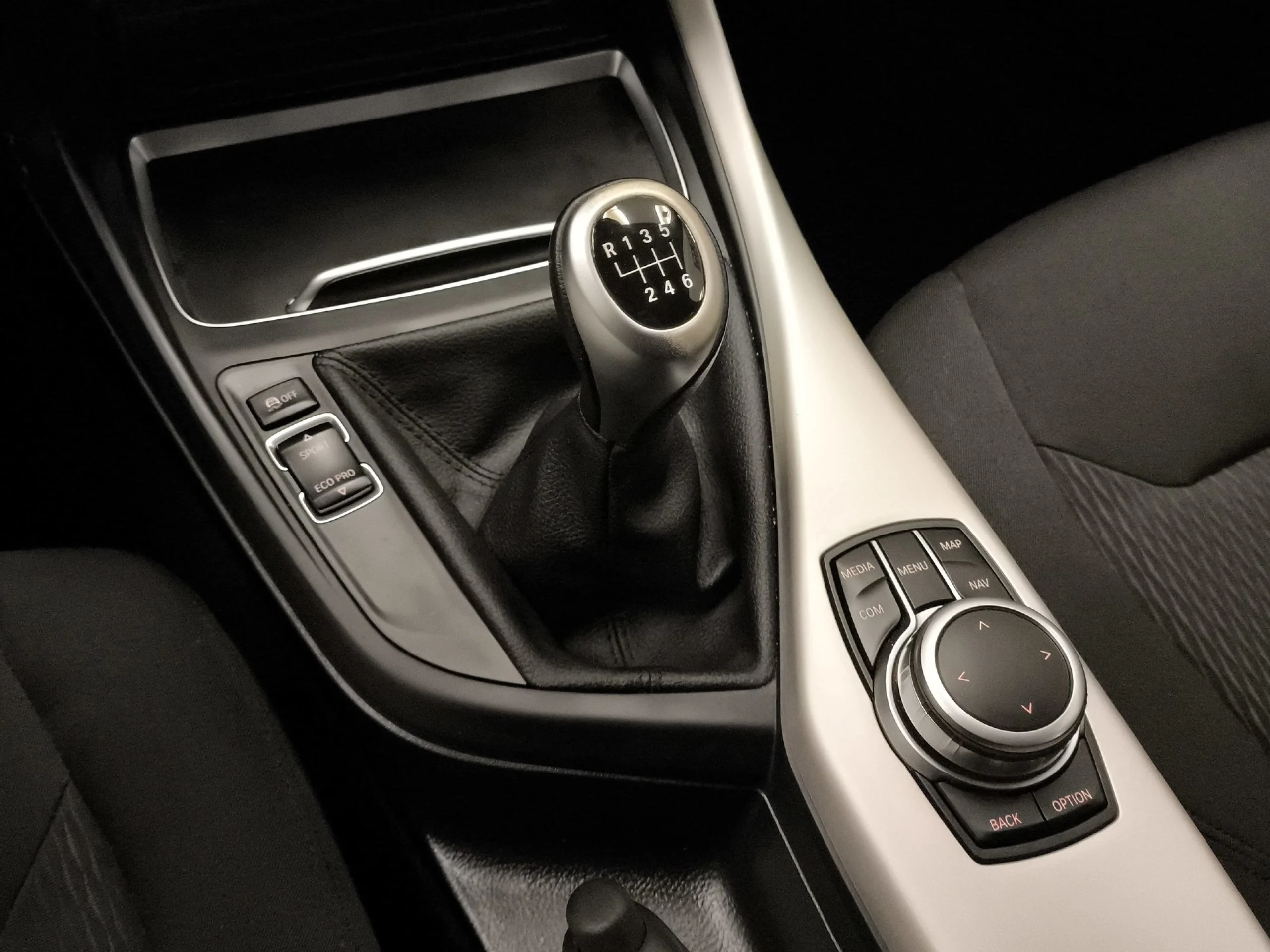 BMW Serie 1 116i 80 kW (109 CV) - Foto 19