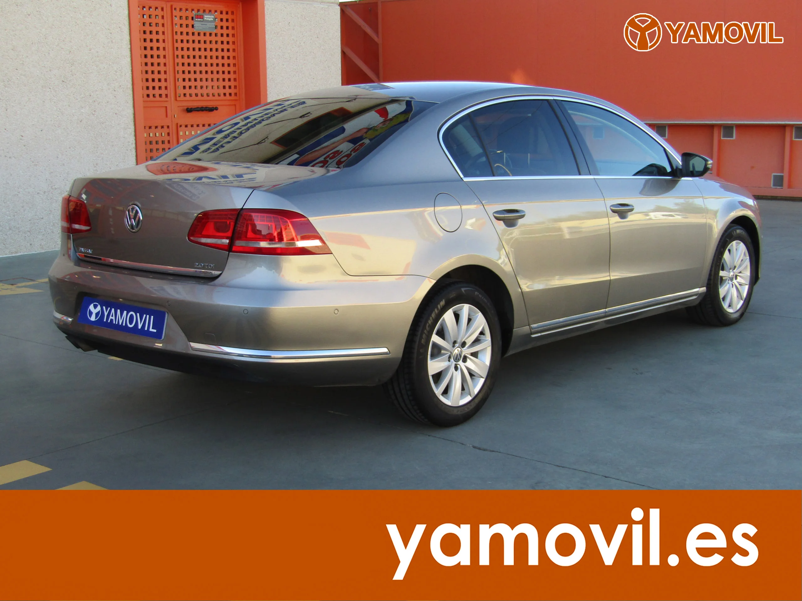 Volkswagen Passat 2.0 TDI ADVANCE - Foto 4