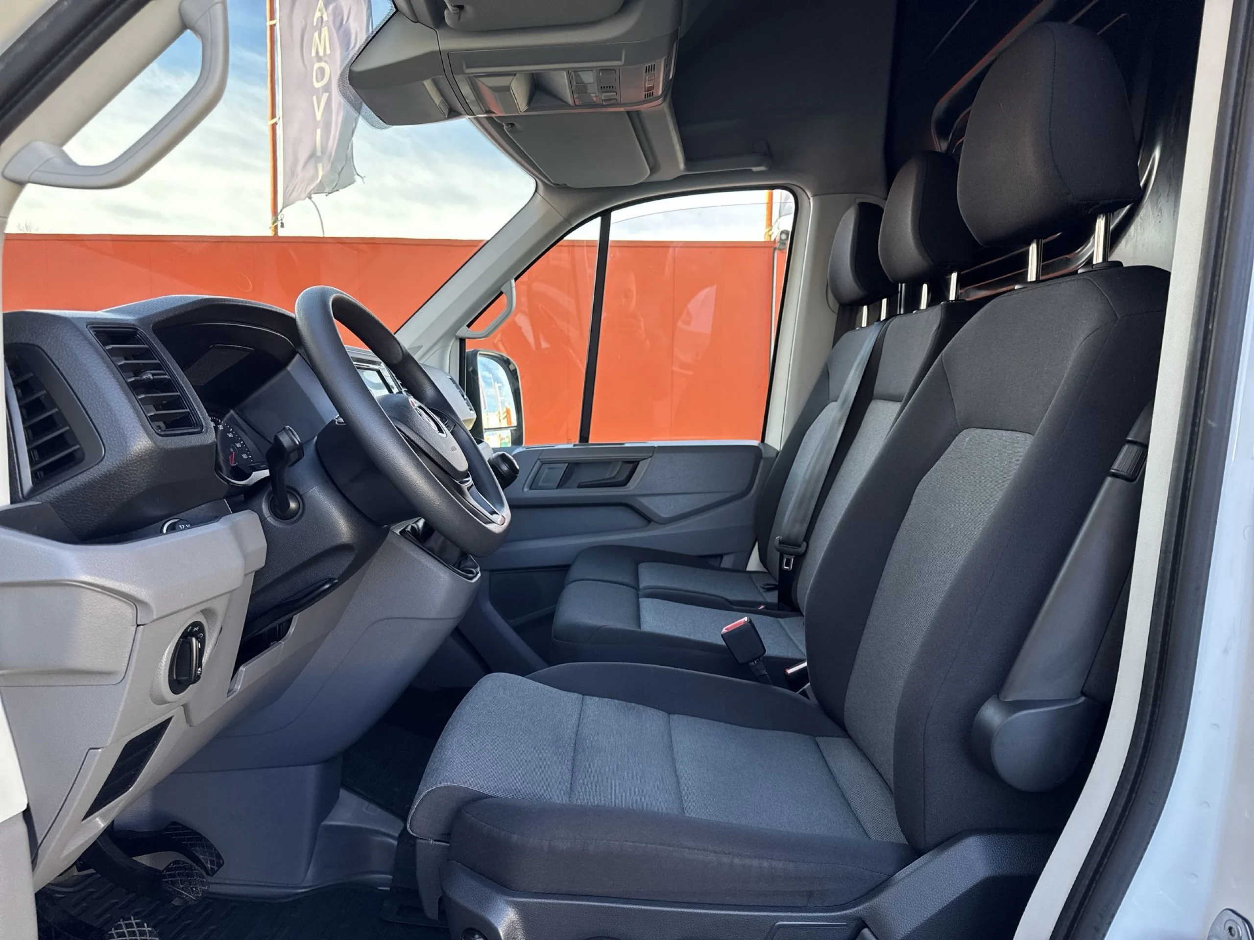 Volkswagen Crafter Furgon Batalla Media TN 2.0 TDI 75 kW (102 CV) 3.500 - Foto 8
