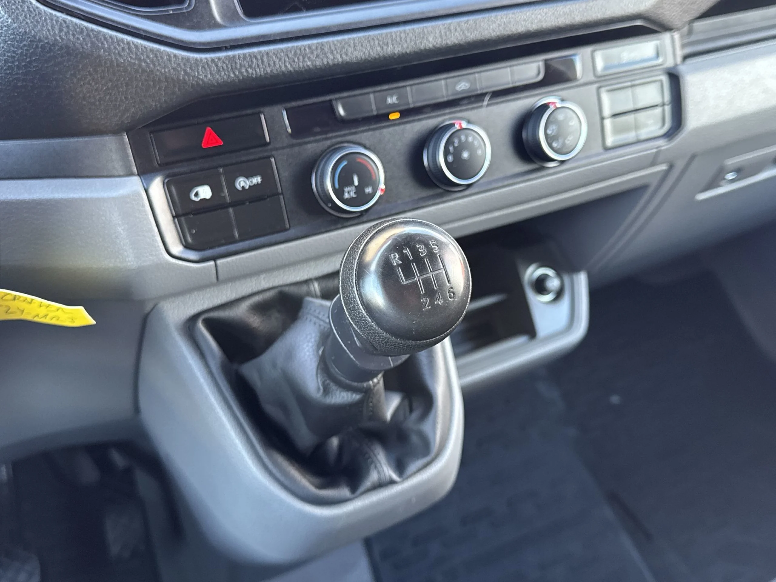 Volkswagen Crafter Furgon Batalla Media TN 2.0 TDI 75 kW (102 CV) 3.500 - Foto 19