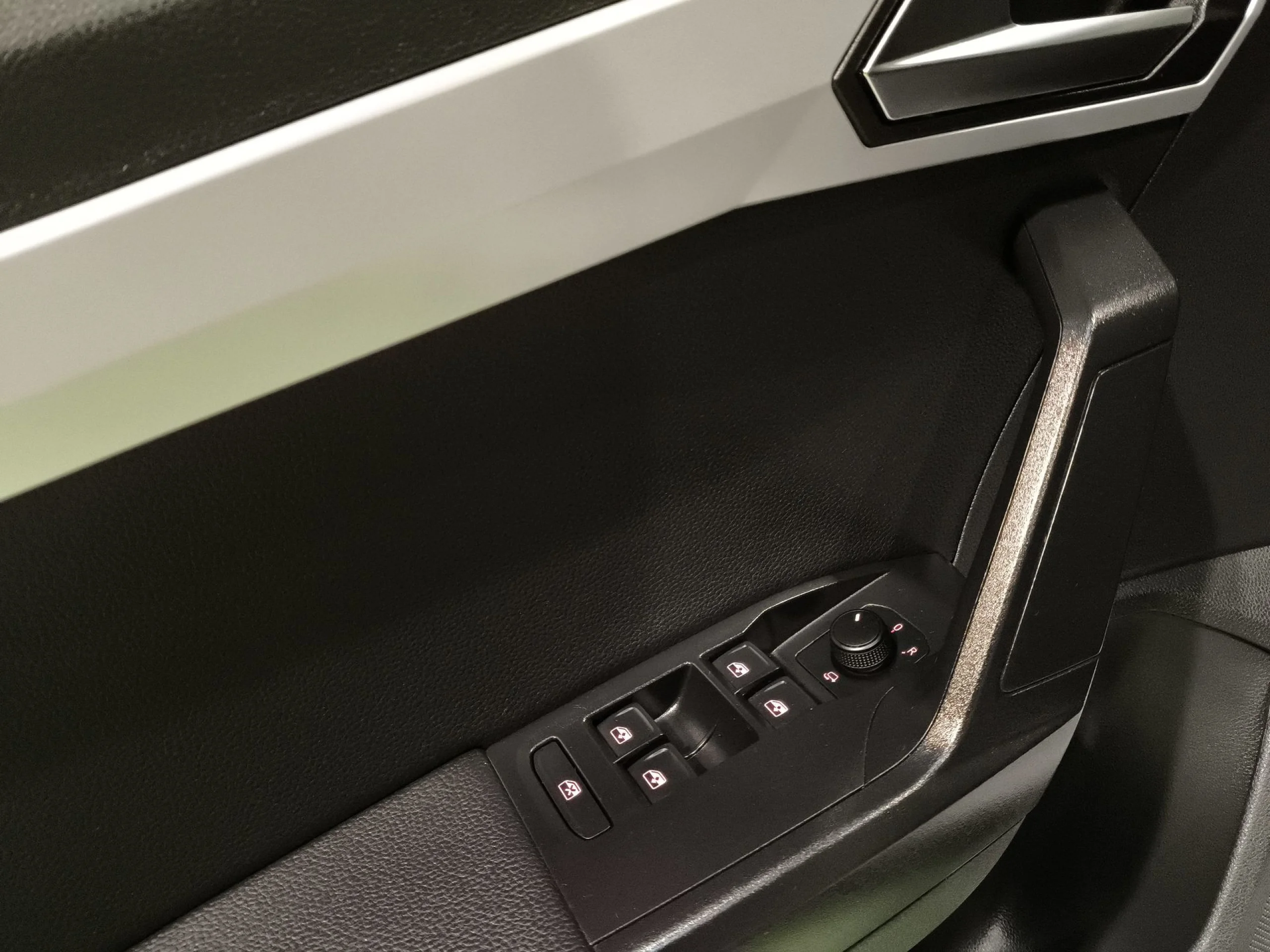 Seat Ibiza 1.0 TSI SANDS FR XL 81 kW (110 CV) - Foto 10