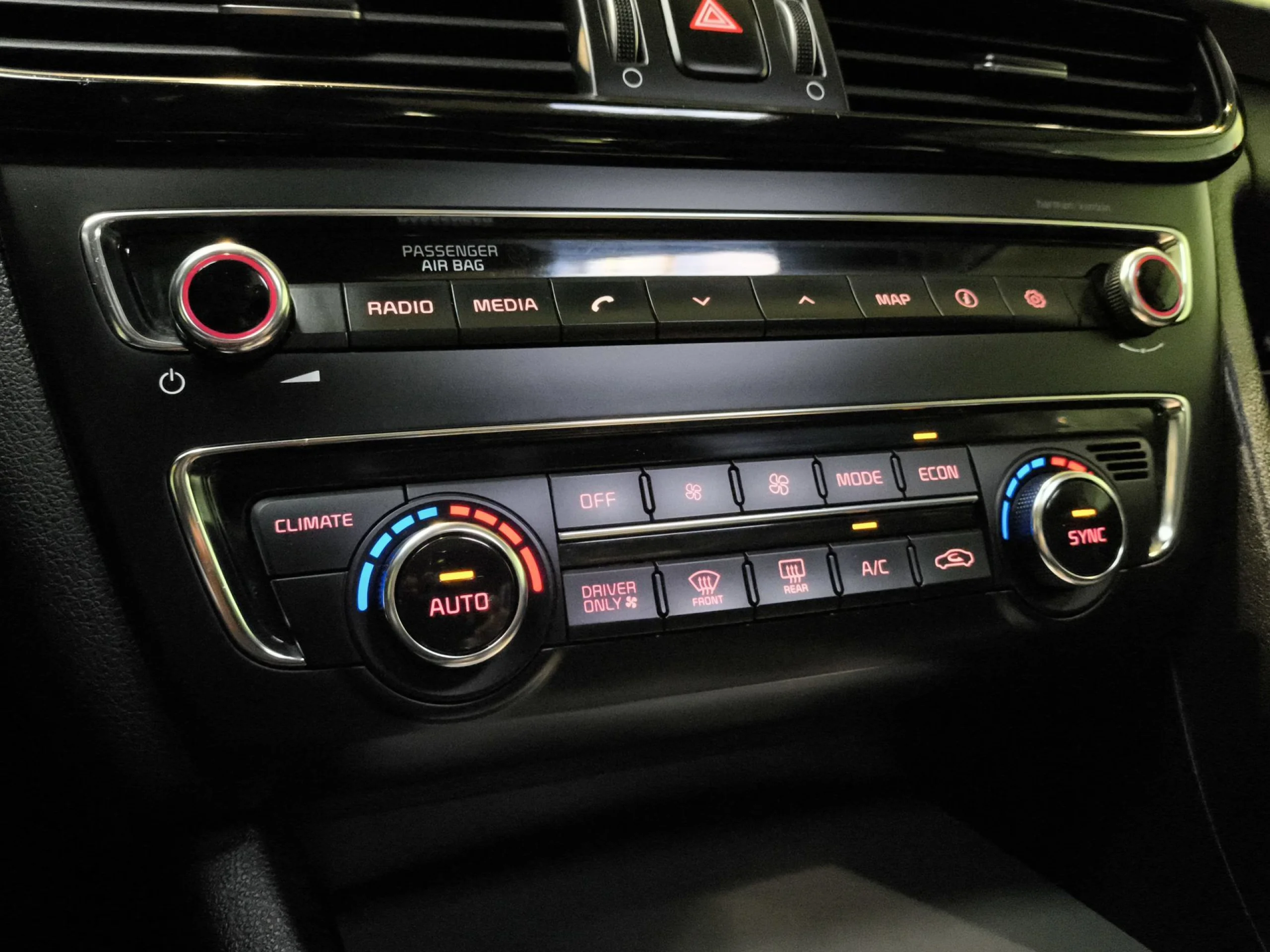 Kia Optima 2.0 GDi Híbrido Enchufable 151 kW (205 CV) - Foto 20