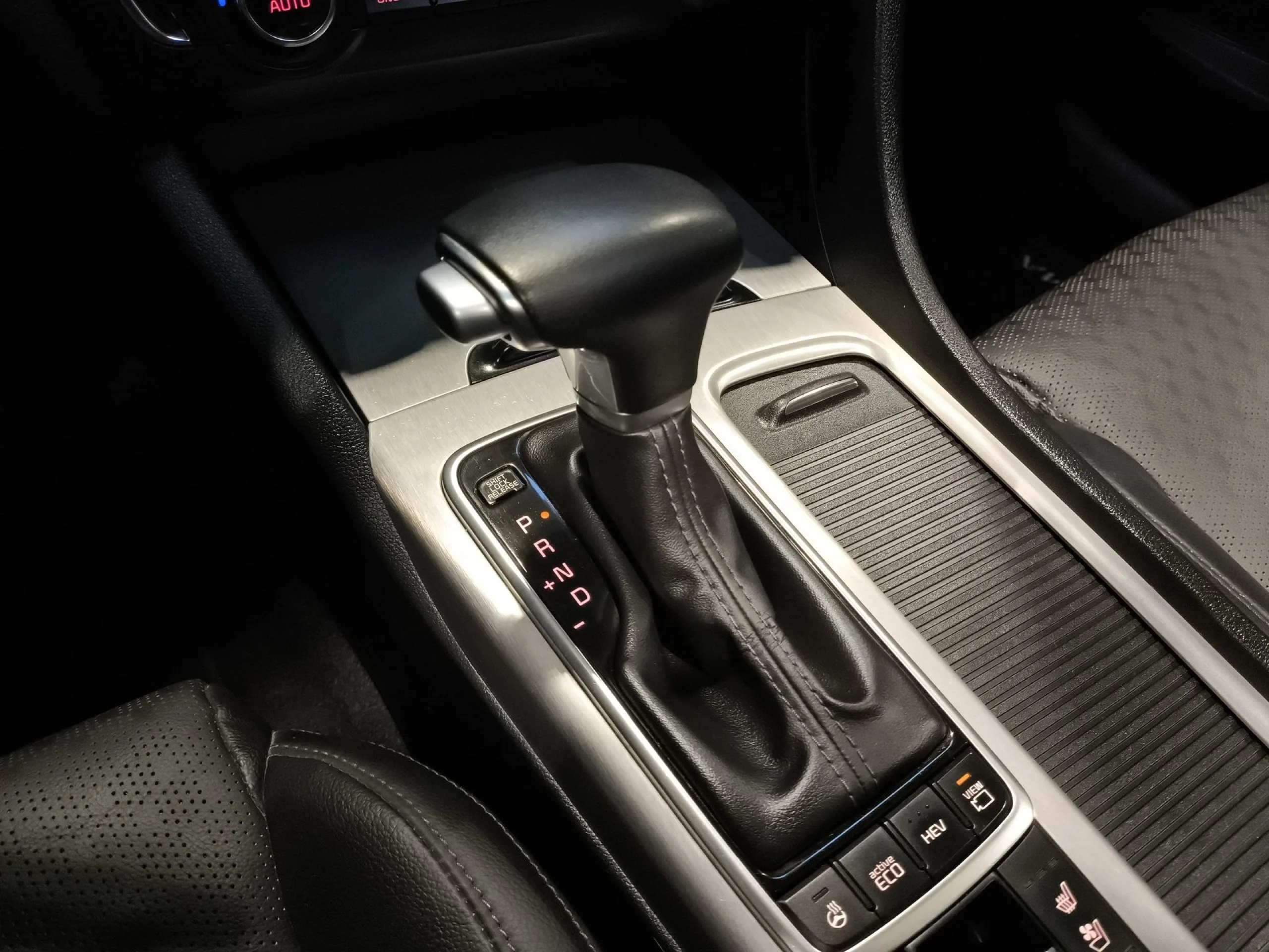 Kia Optima 2.0 GDi Híbrido Enchufable 151 kW (205 CV) - Foto 21