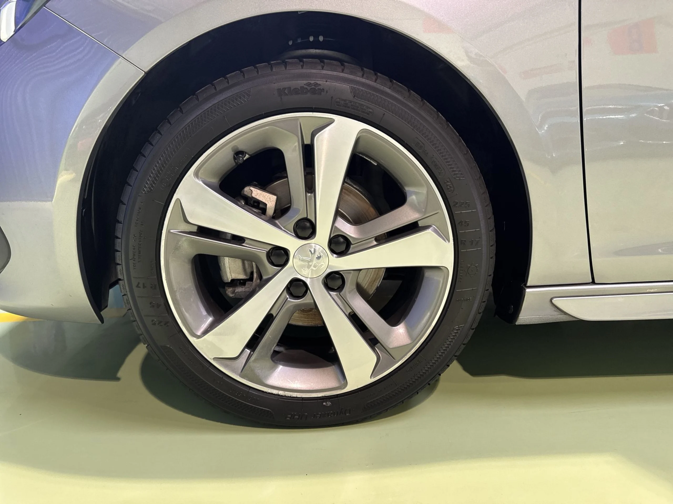 Peugeot 308 PureTech 130 SANDS GT Line 96 kW (130 CV) - Foto 7