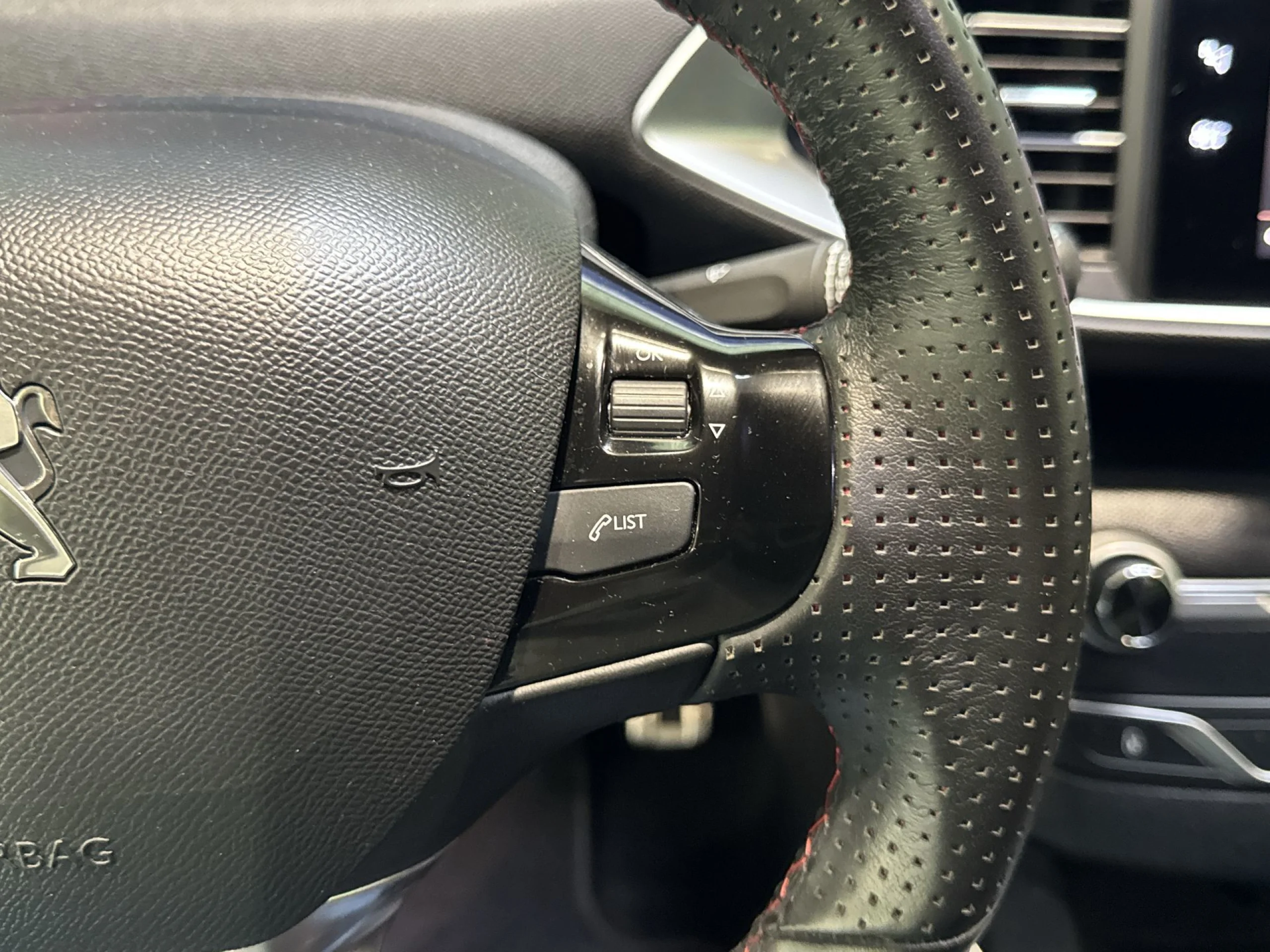 Peugeot 308 PureTech 130 SANDS GT Line 96 kW (130 CV) - Foto 16