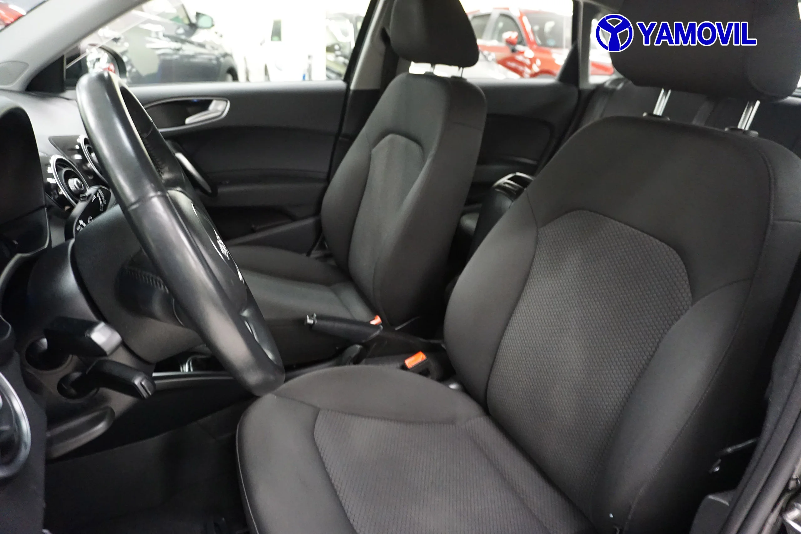 Audi A1 1.6 TDI ATTRACTION 5P - Foto 13