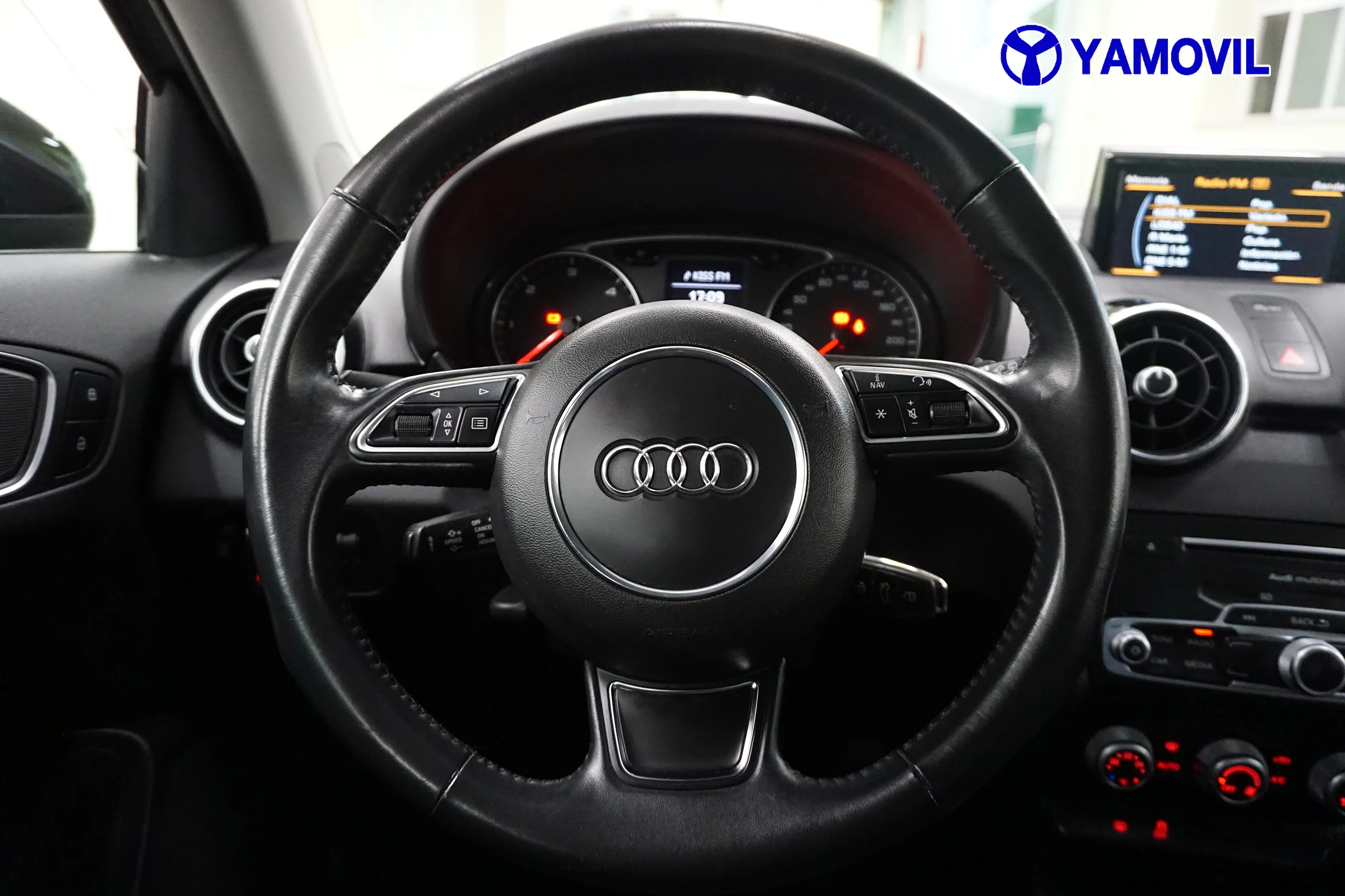 Audi A1 1.6 TDI ATTRACTION 5P - Foto 18