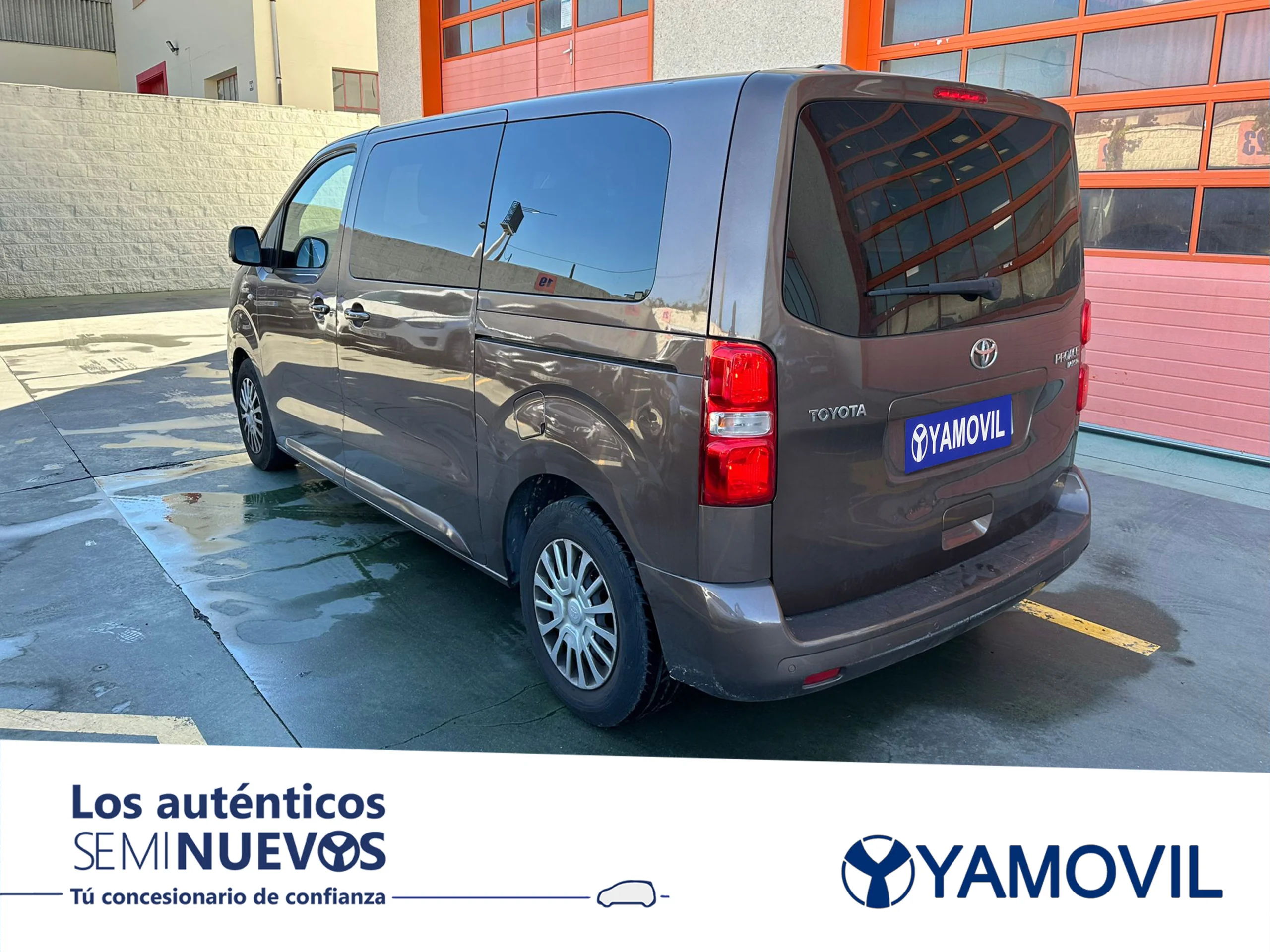 Toyota Proace verso 1.5D SHUTTLE L1 88 kW (120 CV) - Foto 2