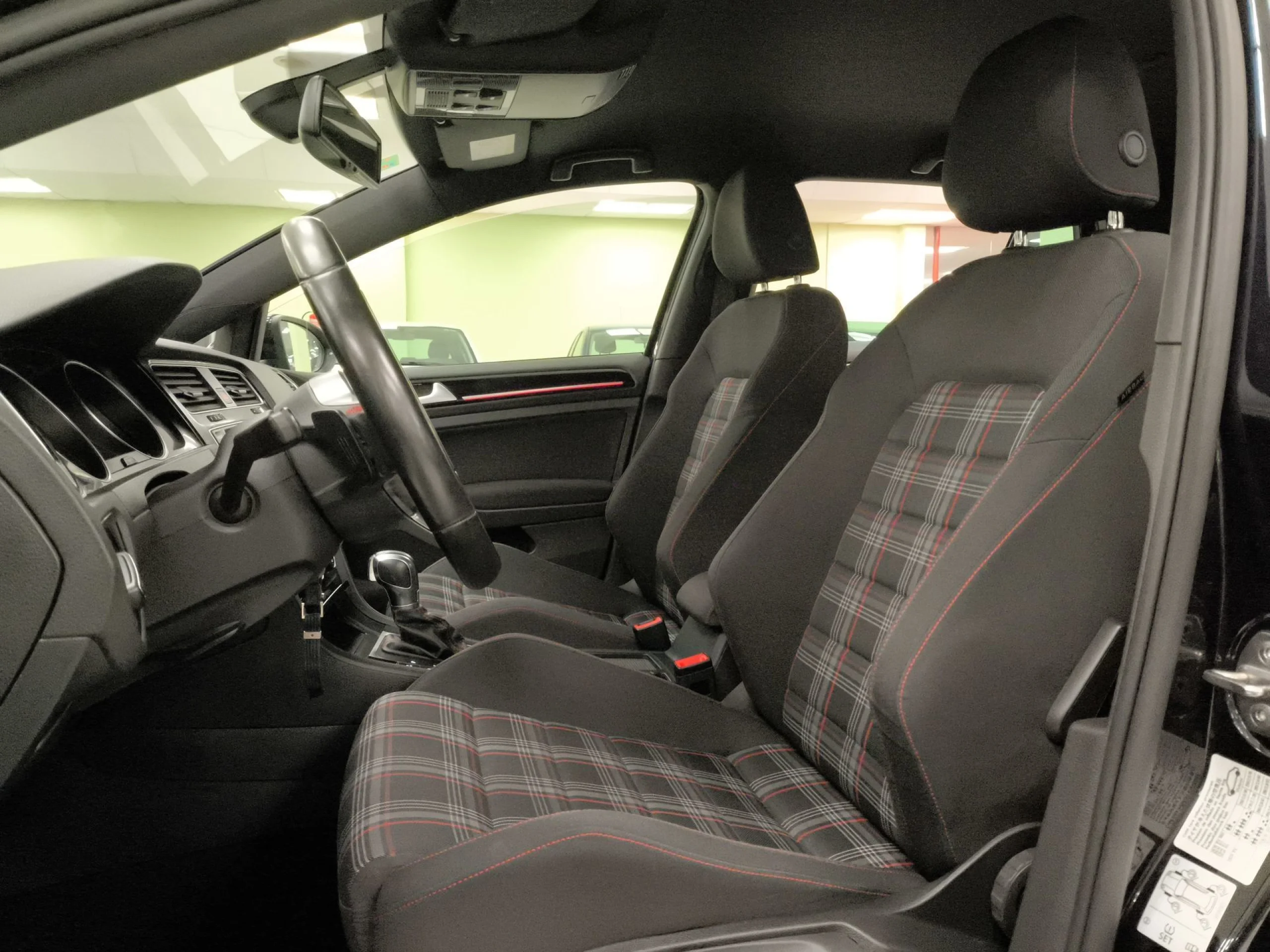 Volkswagen Golf GTI 2.0 TSI BMT 162 kW (220 CV) DSG - Foto 8