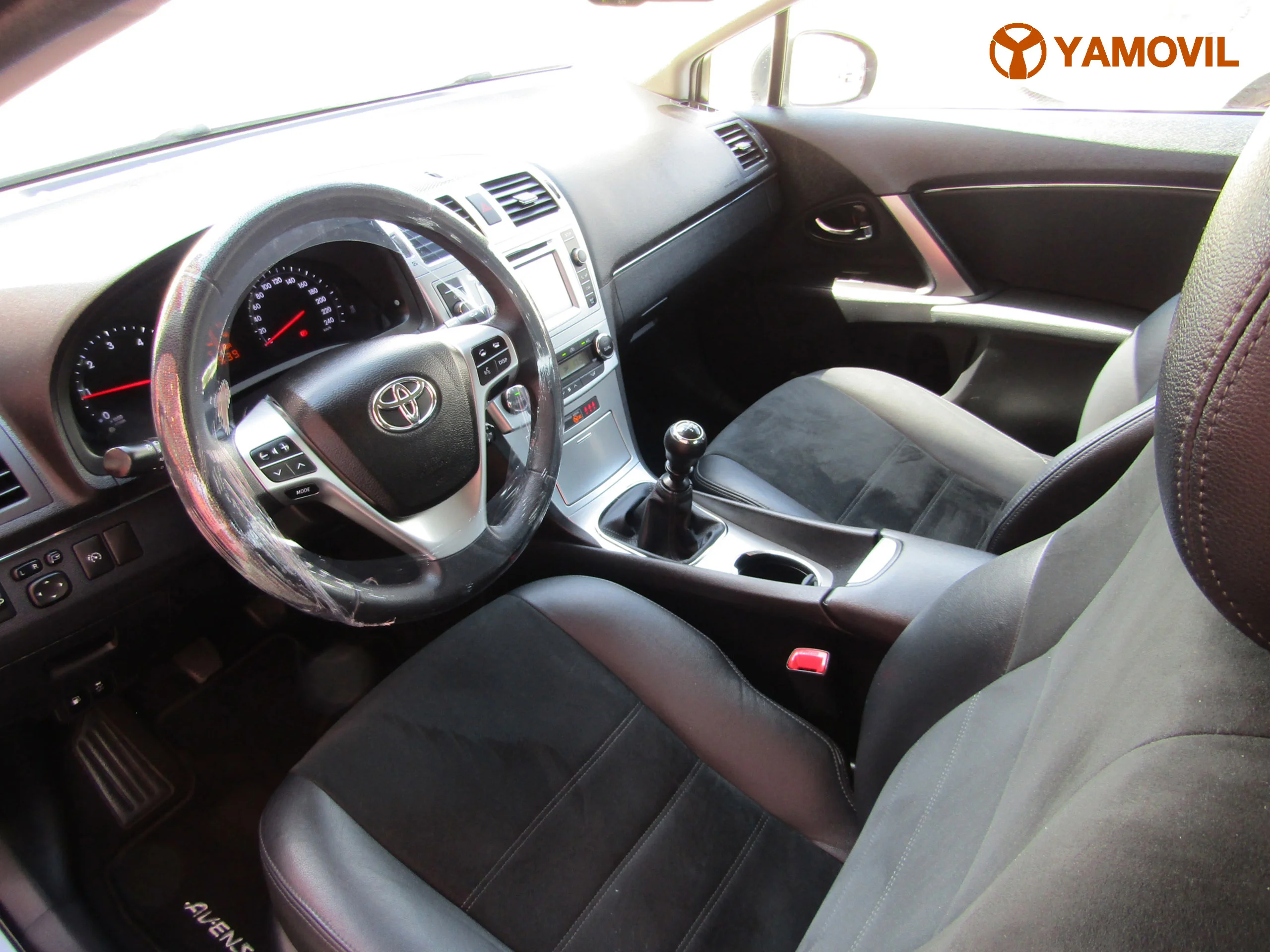 Toyota Avensis 2.0 EXECUTIVE - Foto 19