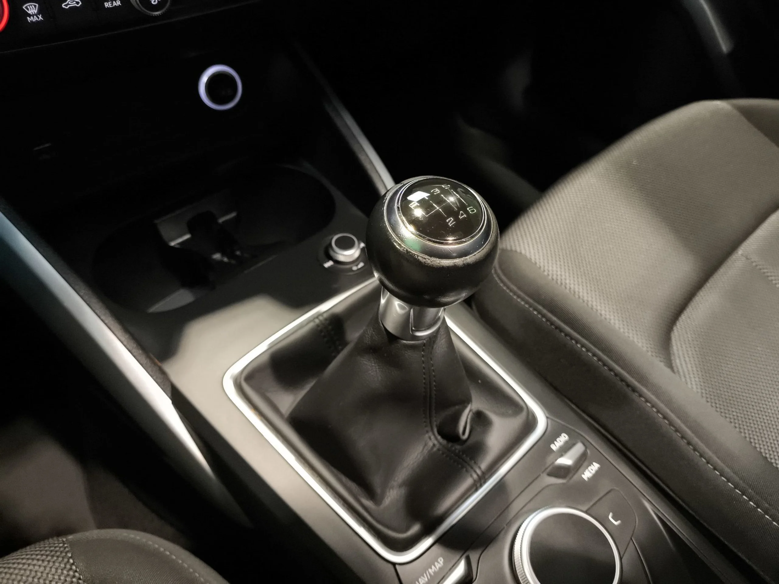 Audi Q2 sport edition 1.0 TFSI ultra 85 kW (116 CV) - Foto 21