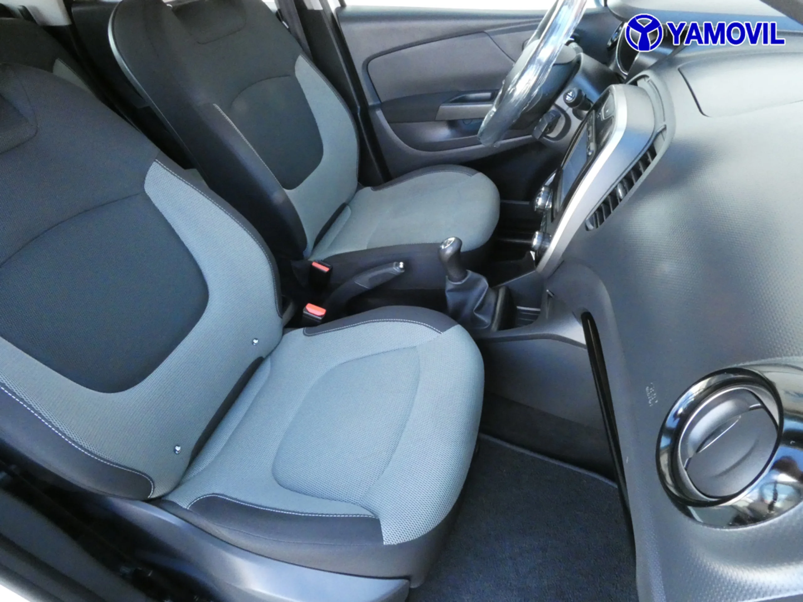 Renault Captur 1.5 DCI - Foto 16