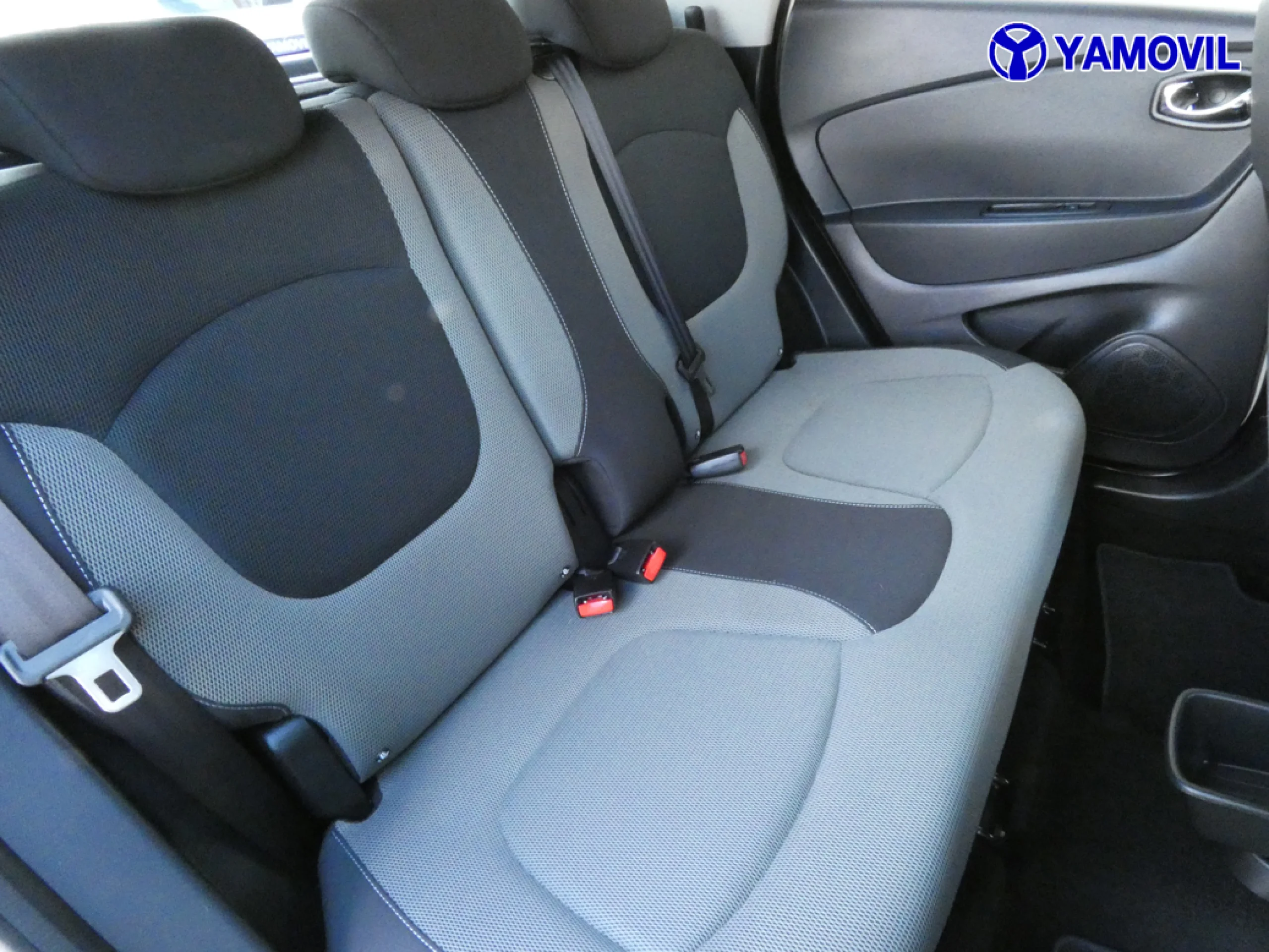 Renault Captur 1.5 DCI - Foto 18