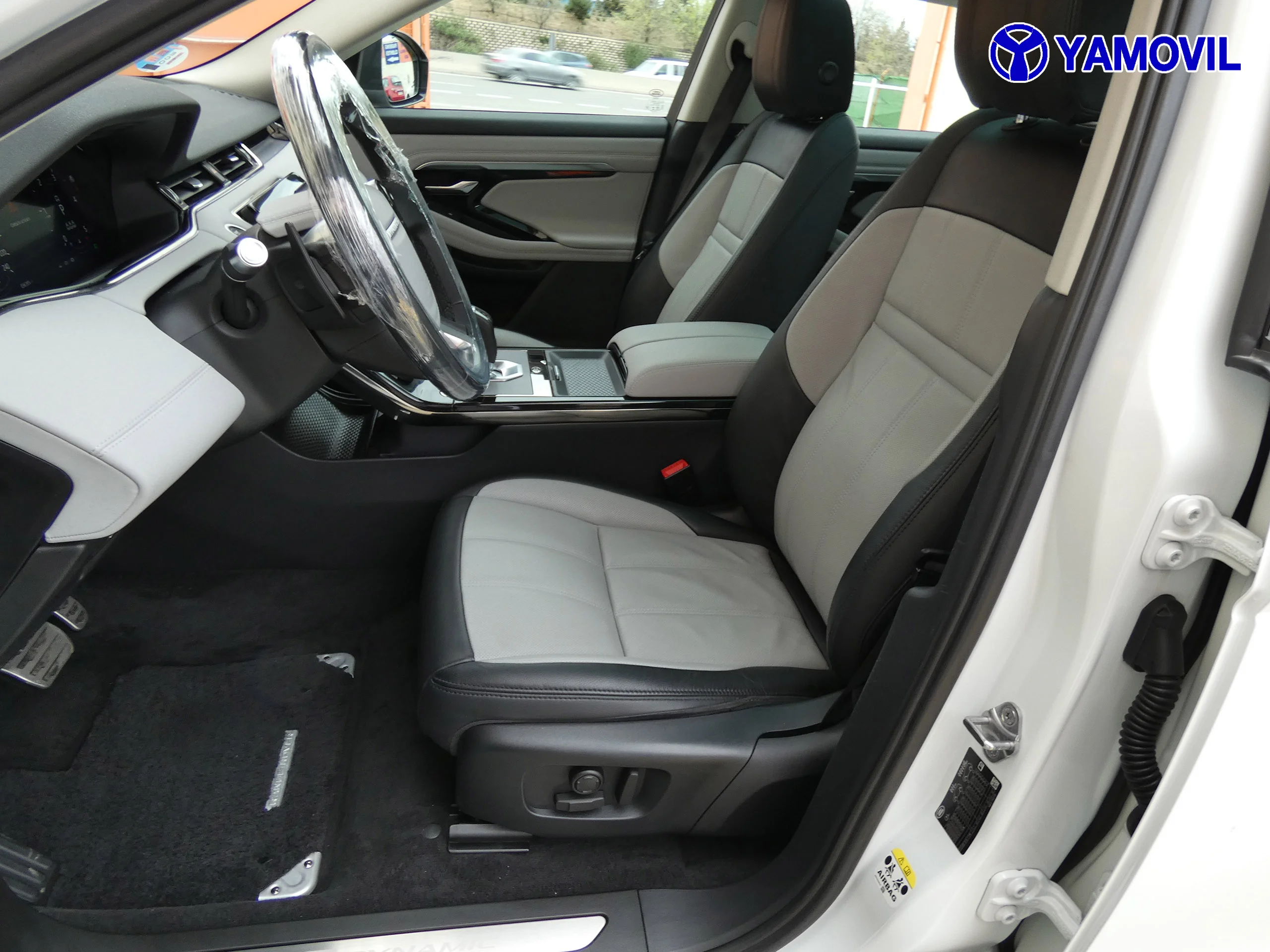 Land Rover Range Rover Evoque 2.0 D150 R-DYNAMIC HYBRID AUTO. - Foto 16