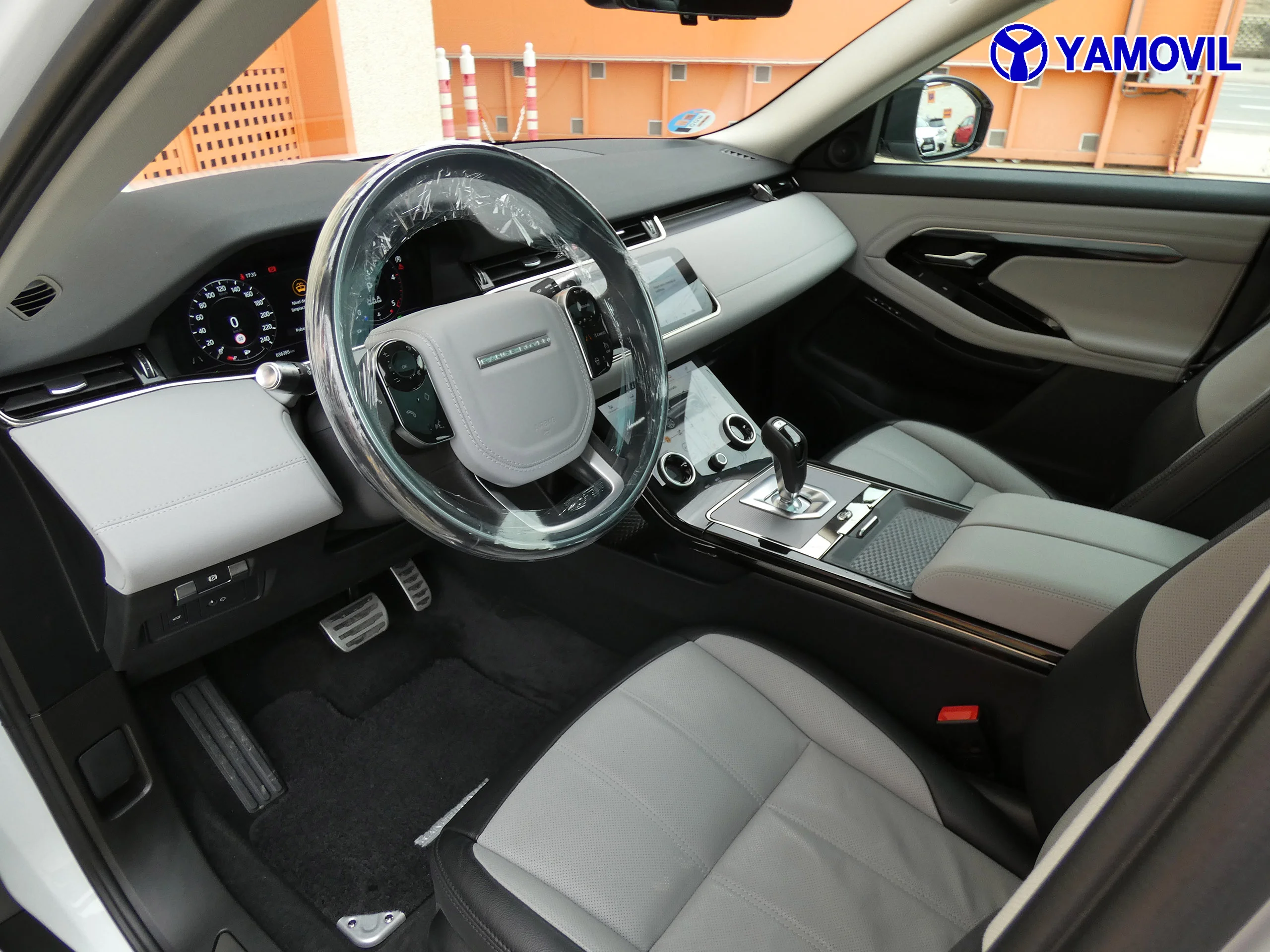Land Rover Range Rover Evoque 2.0 D150 R-DYNAMIC HYBRID AUTO. - Foto 17