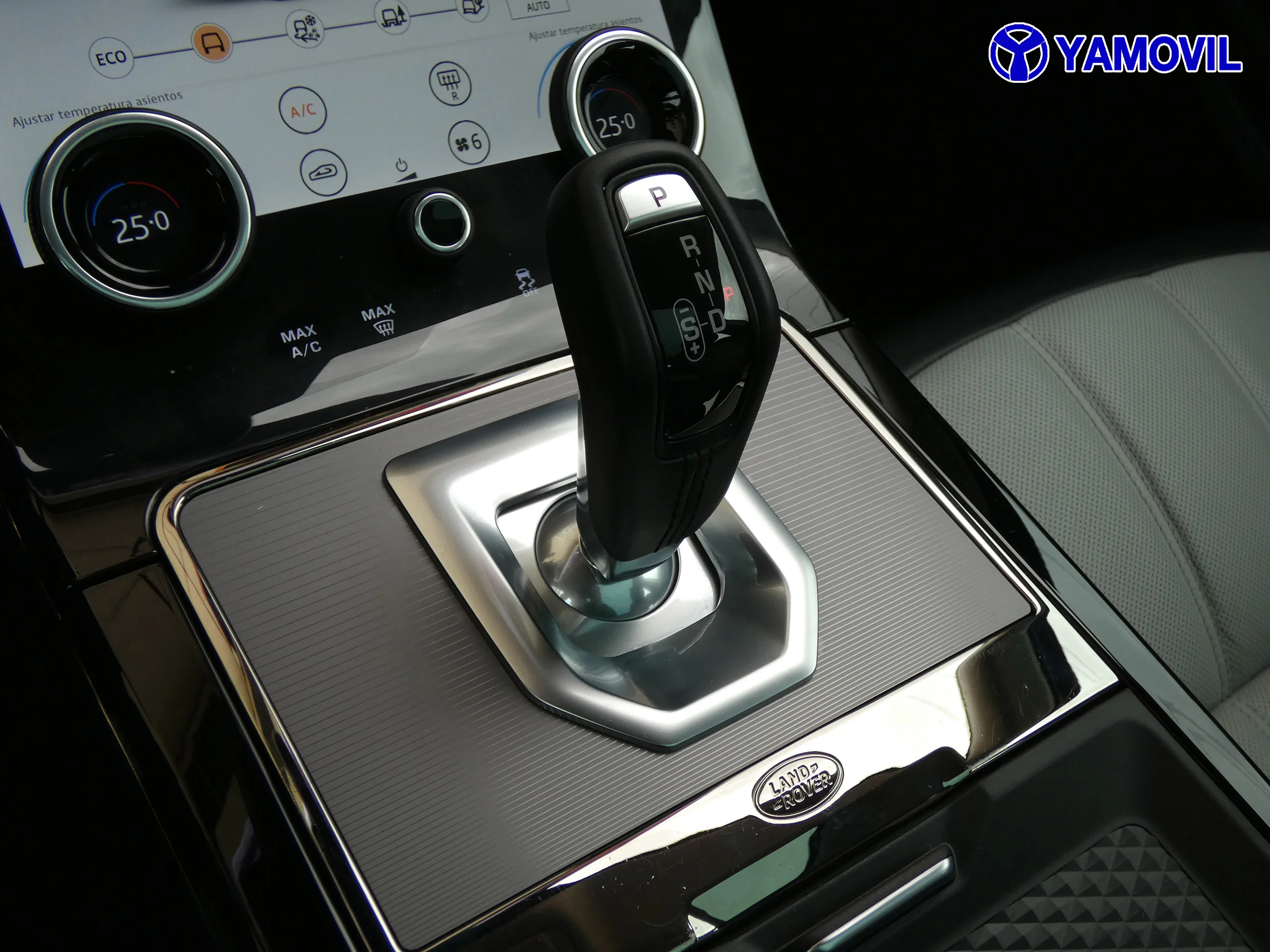 Land Rover Range Rover Evoque 2.0 D150 R-DYNAMIC HYBRID AUTO. - Foto 33