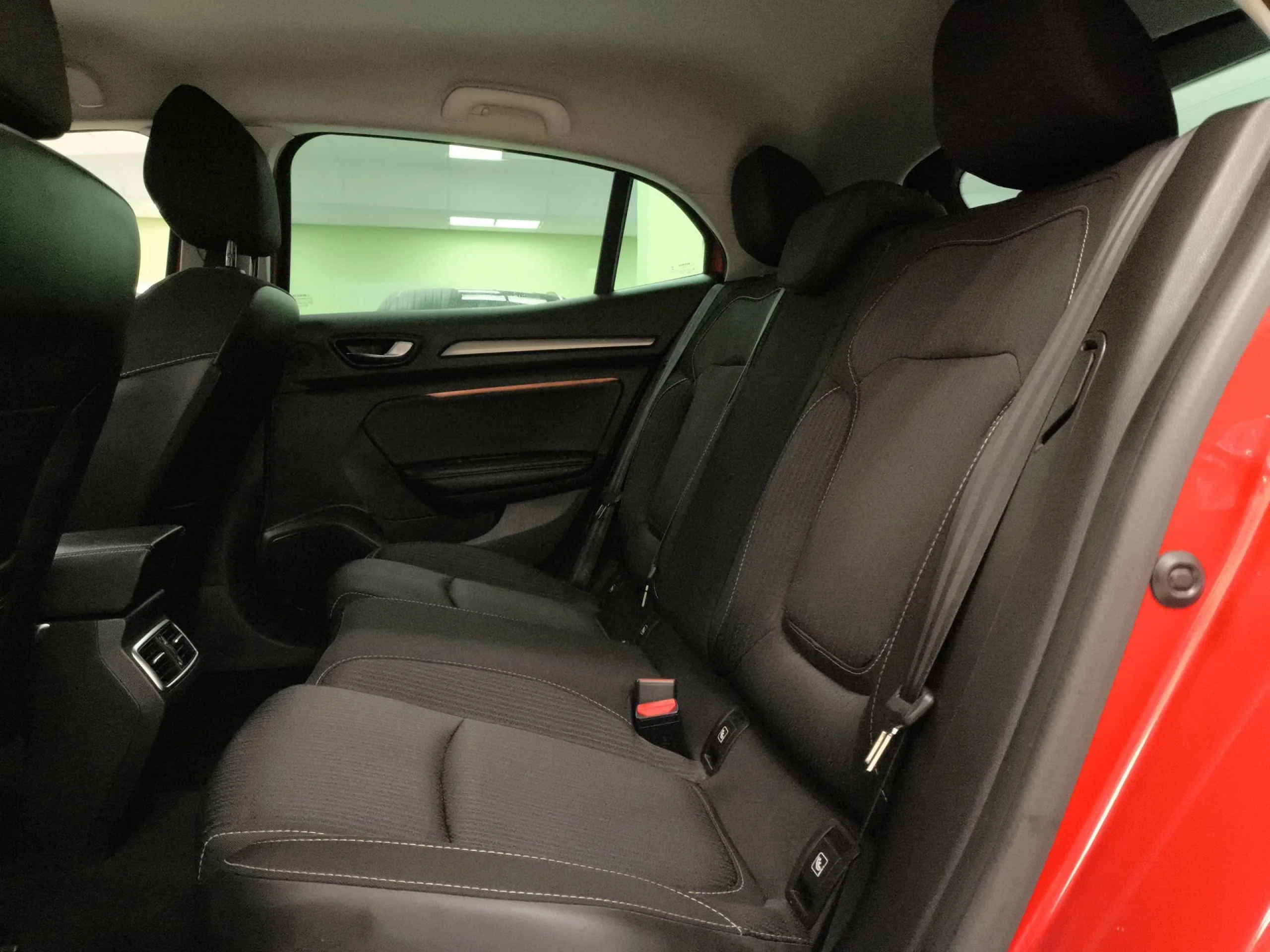 Renault Megane Zen TCe 103 kW (140 CV) EDC GPF - Foto 19