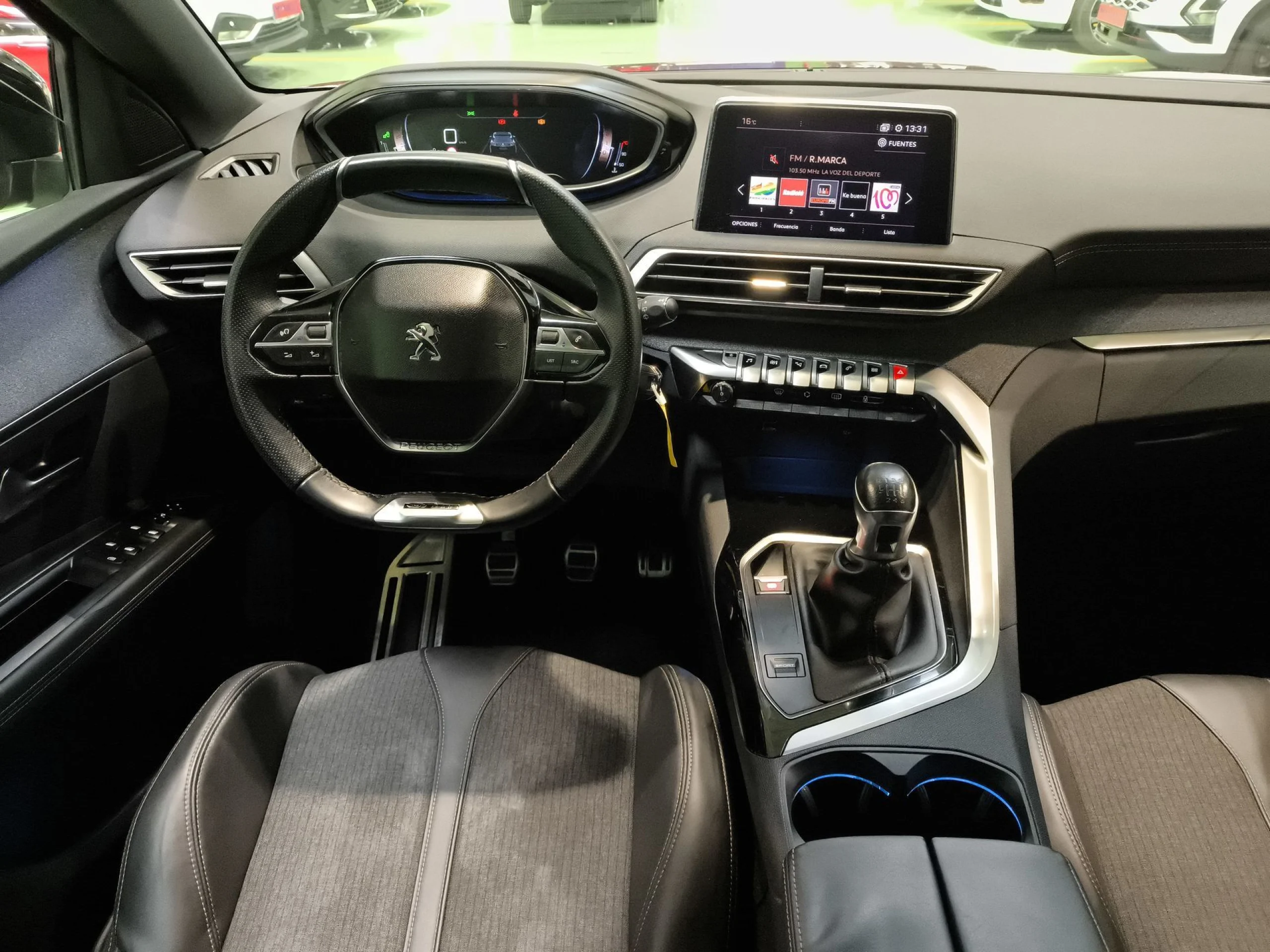 Peugeot 3008 PureTech 130 SANDS GT Line 96 kW (130 CV) - Foto 18