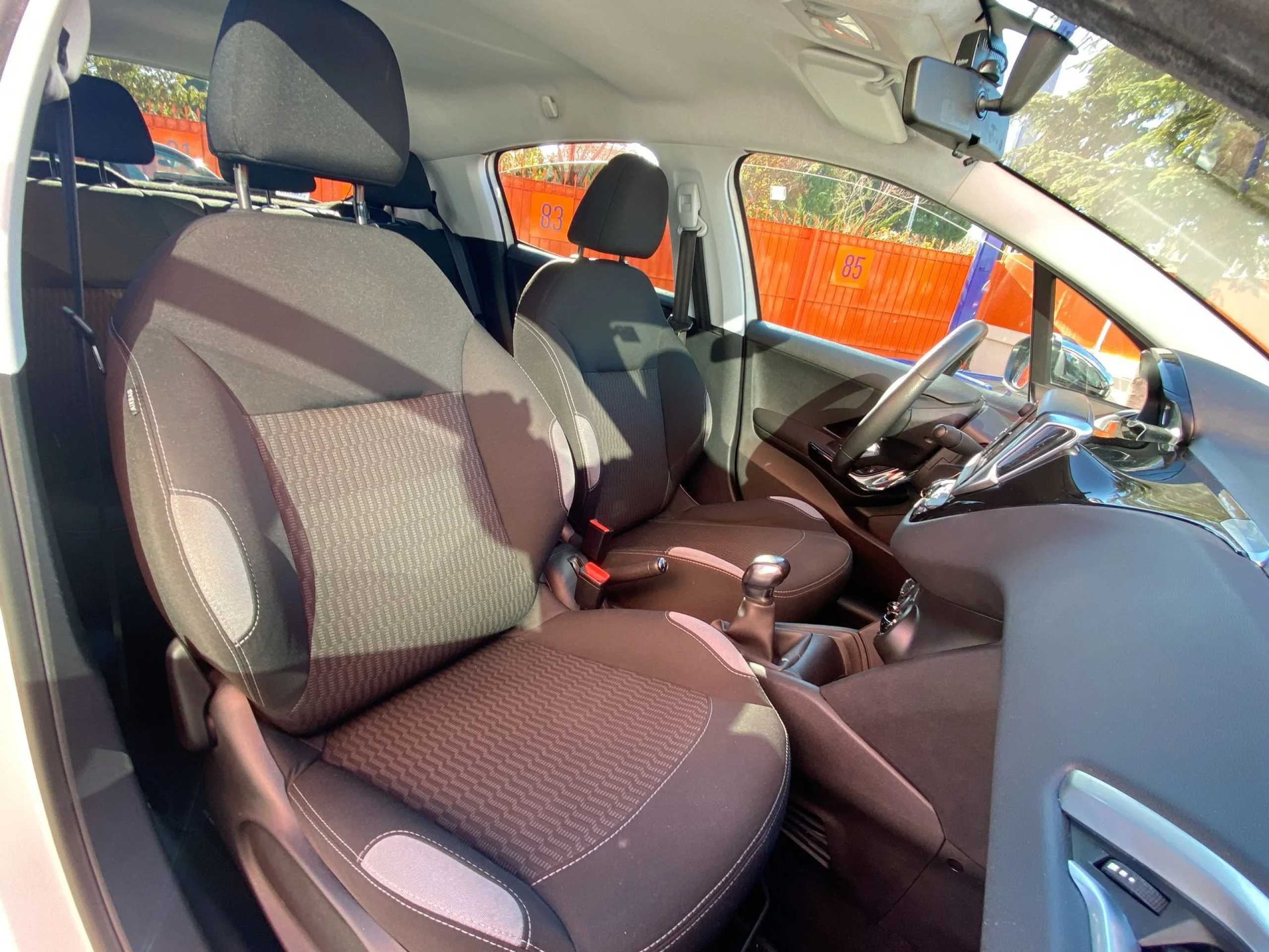 Peugeot 208 1.2 PureTech Style 60 kW (82 CV) - Foto 21
