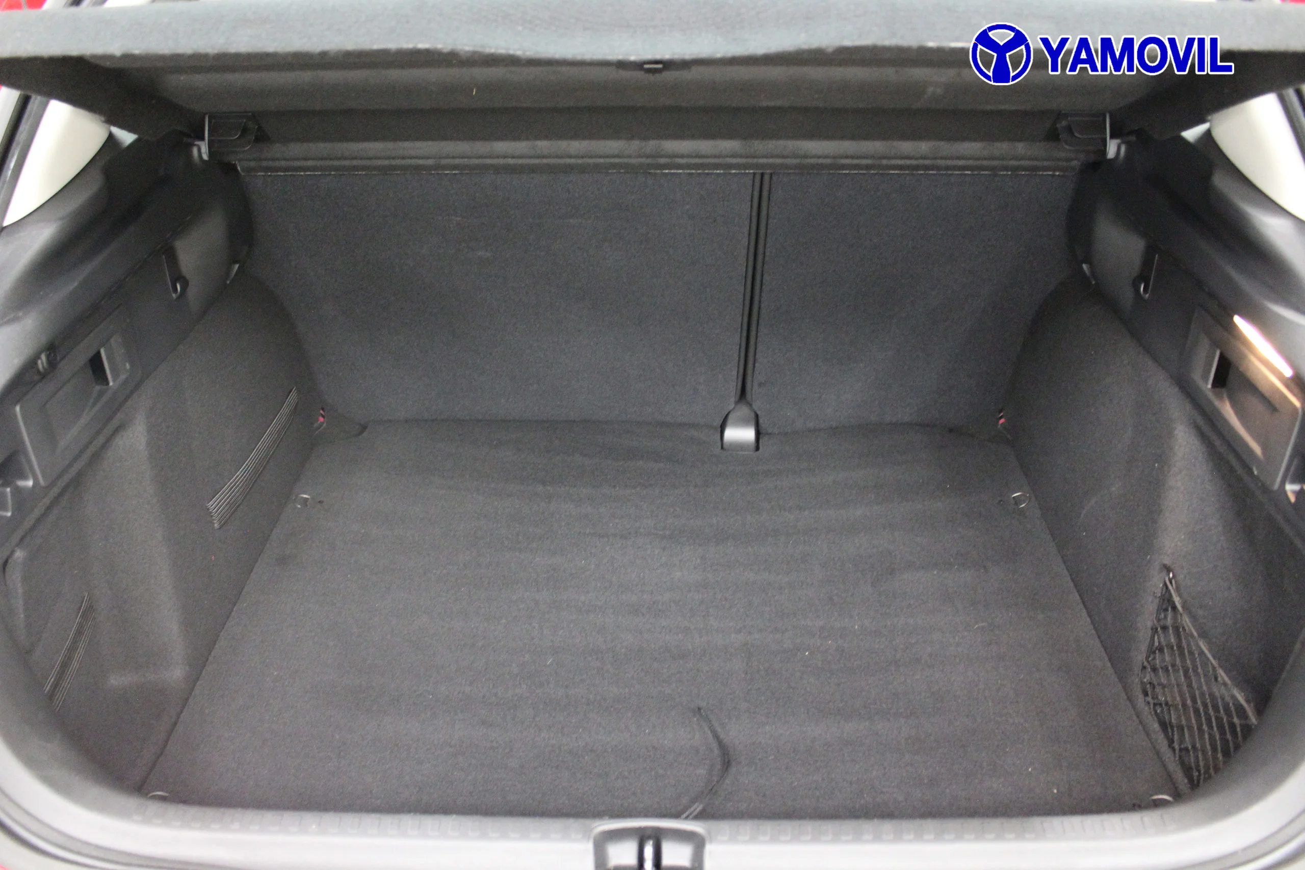 Citroen C4 1.6 HDi Collection 68 kW (92 CV) - Foto 7