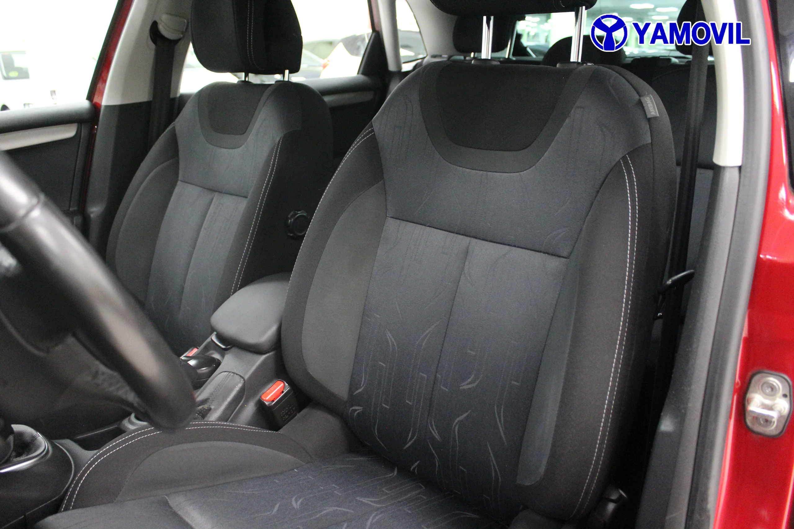 Citroen C4 1.6 HDi Collection 68 kW (92 CV) - Foto 13