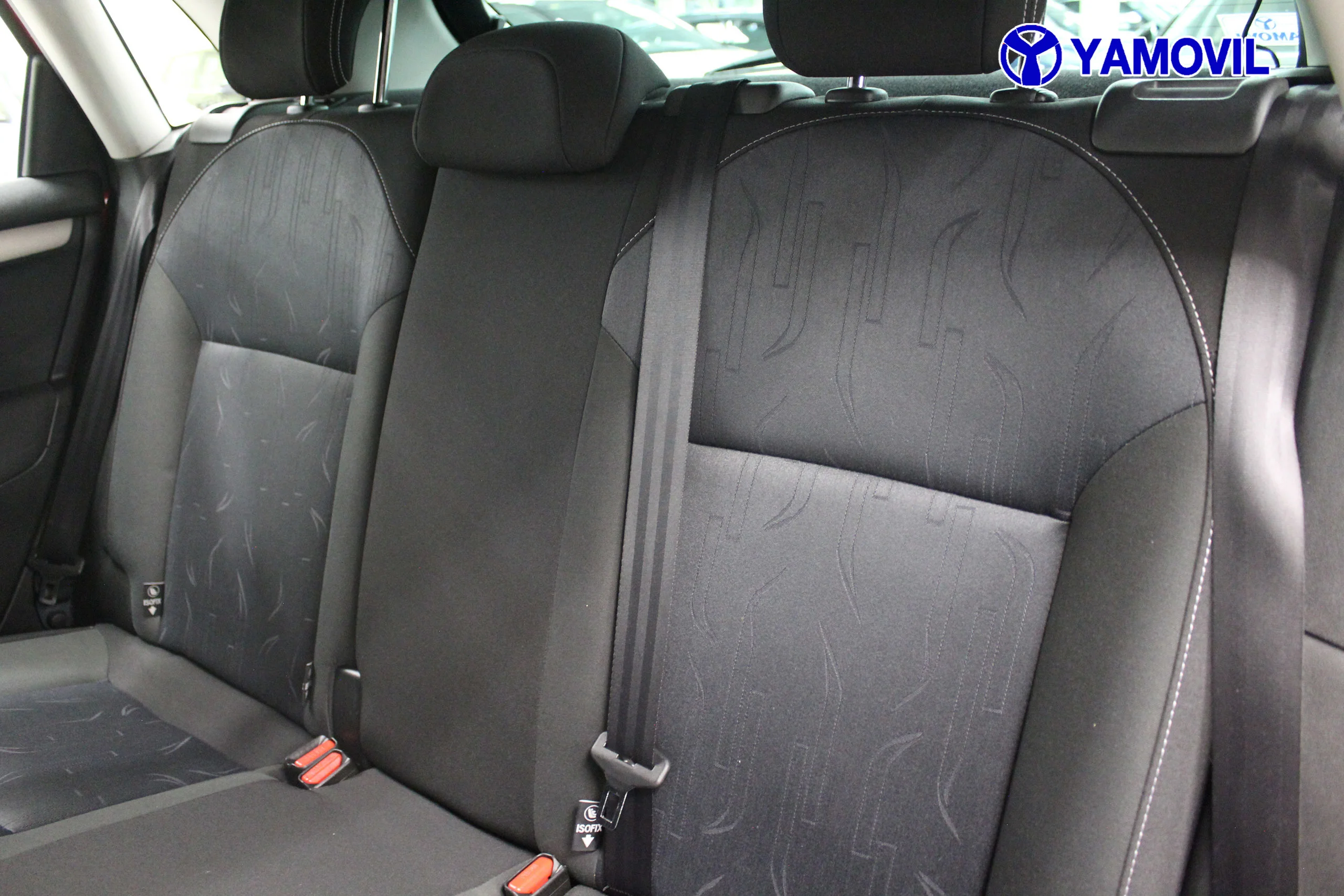 Citroen C4 1.6 HDi Collection 68 kW (92 CV) - Foto 15