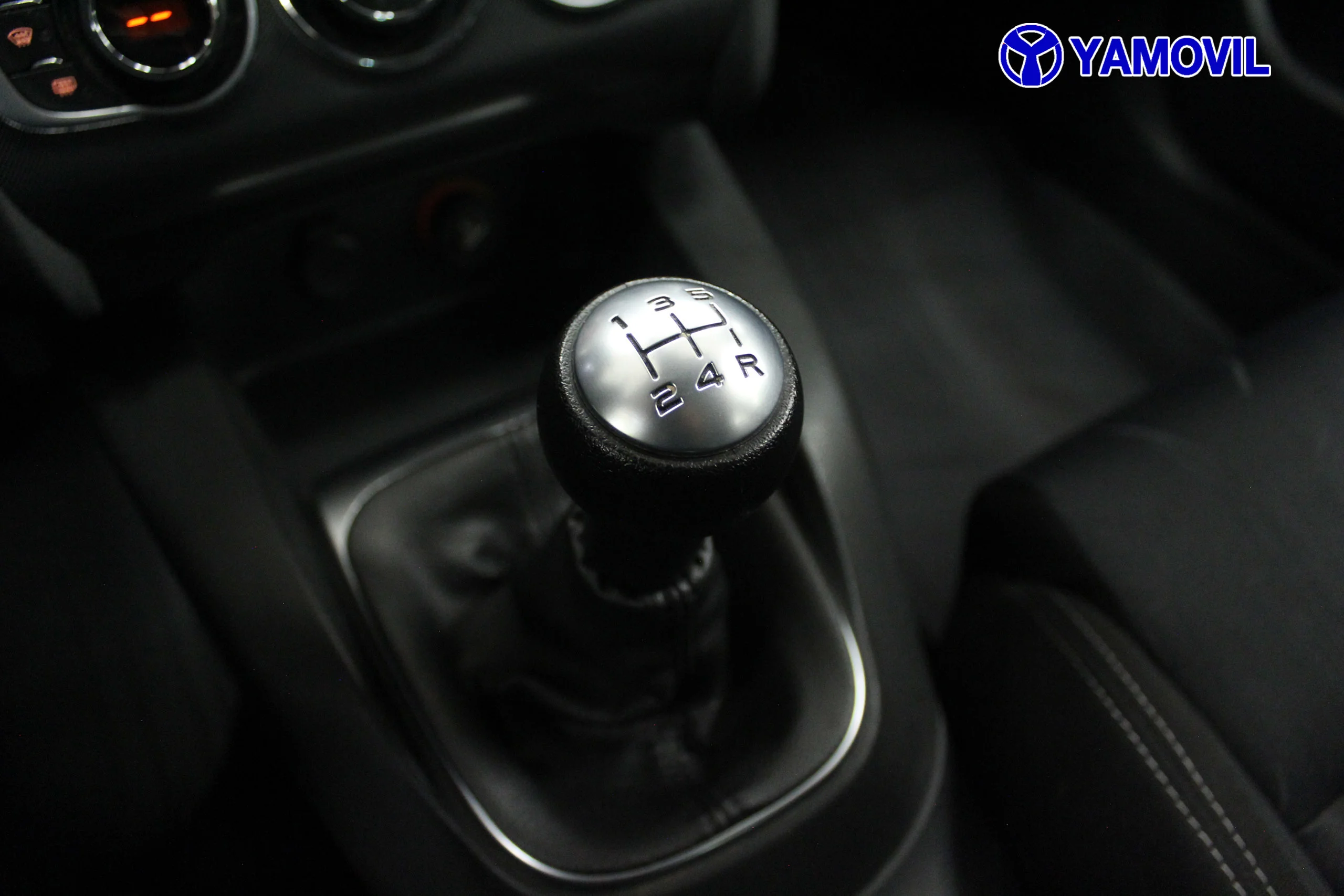 Citroen C4 1.6 HDi Collection 68 kW (92 CV) - Foto 33