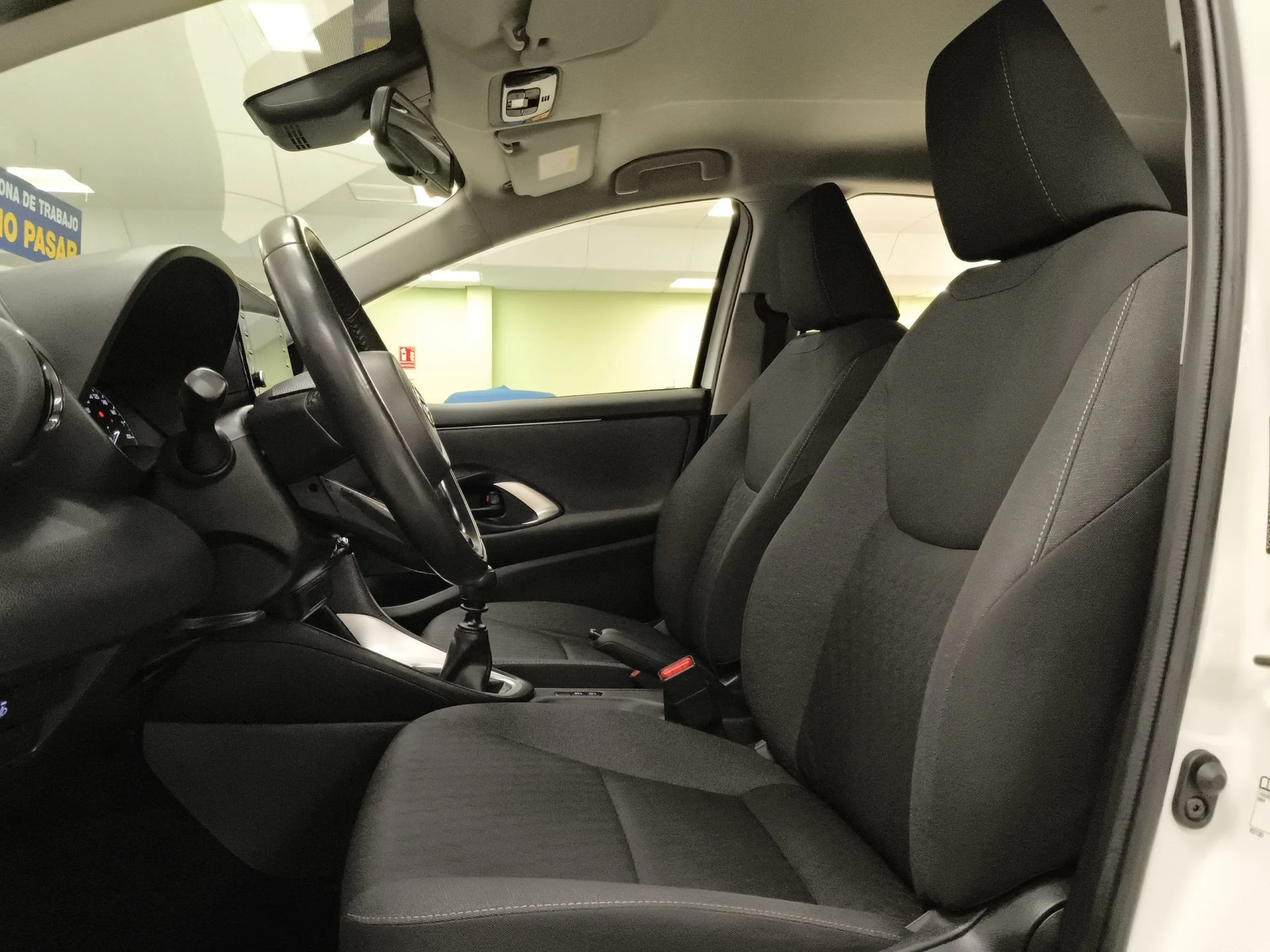 Toyota Yaris 1.5 S-Edition 92 kW (125 CV) - Foto 8