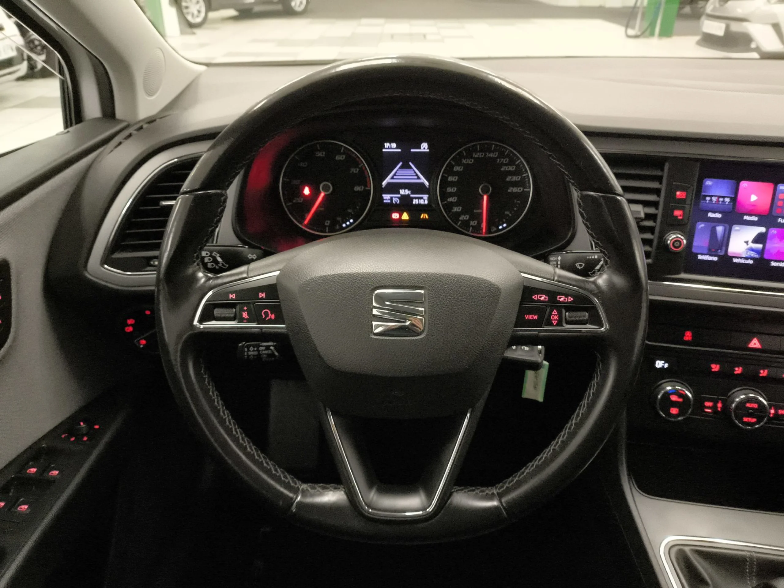 Seat Leon ST 1.0 TSI SANDS Style 85 kW (115 CV) - Foto 14