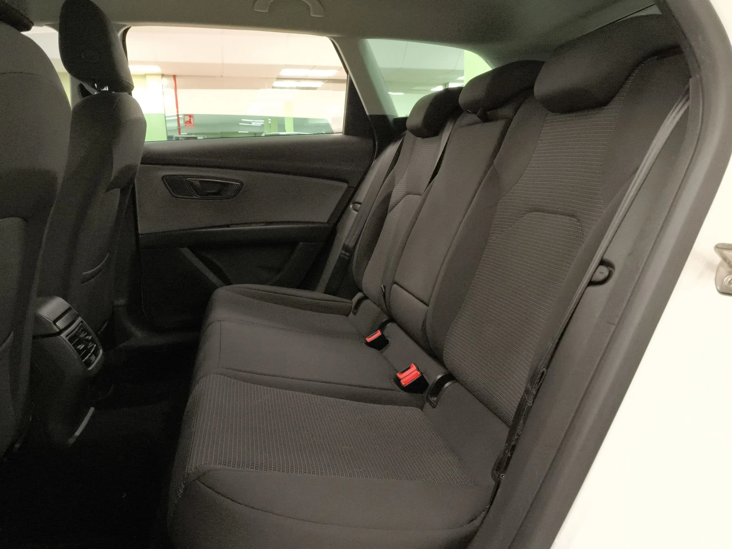 Seat Leon ST 1.0 TSI SANDS Style 85 kW (115 CV) - Foto 21