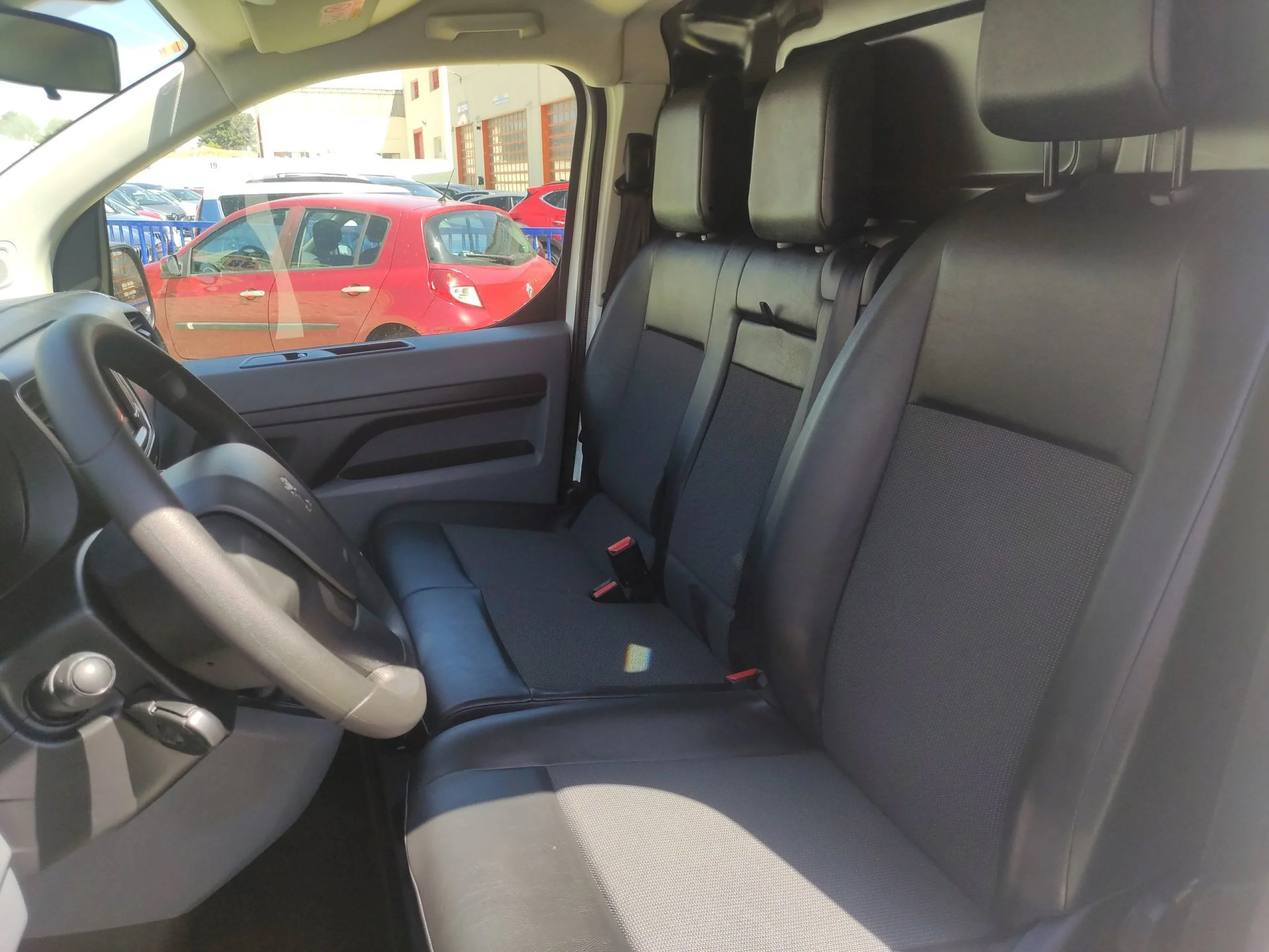 Peugeot Expert Premium Standard BlueHDi 90 kW (122 CV) - Foto 8