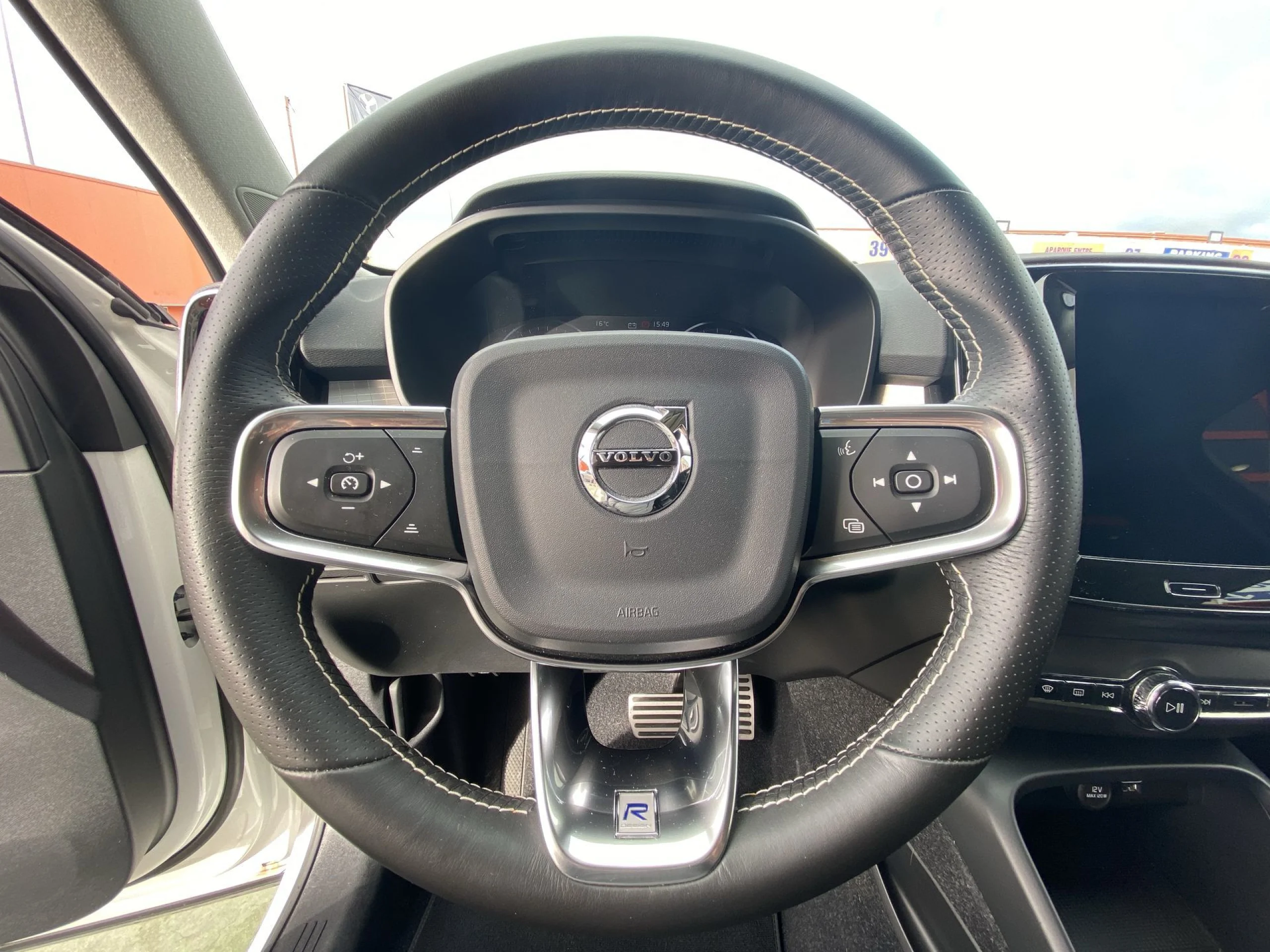 Volvo XC40 T4 Momentum Auto 140 kW (190 CV) - Foto 11