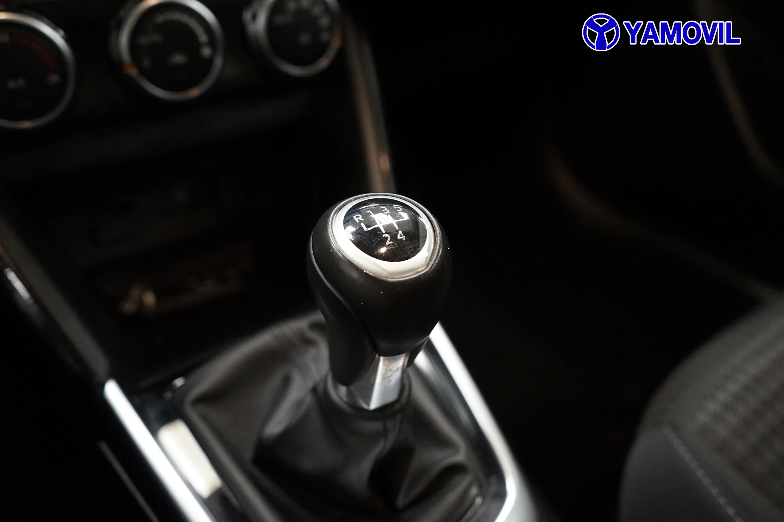Mazda 2 1.5 GE BLACK TECH EDITION 5P - Foto 29