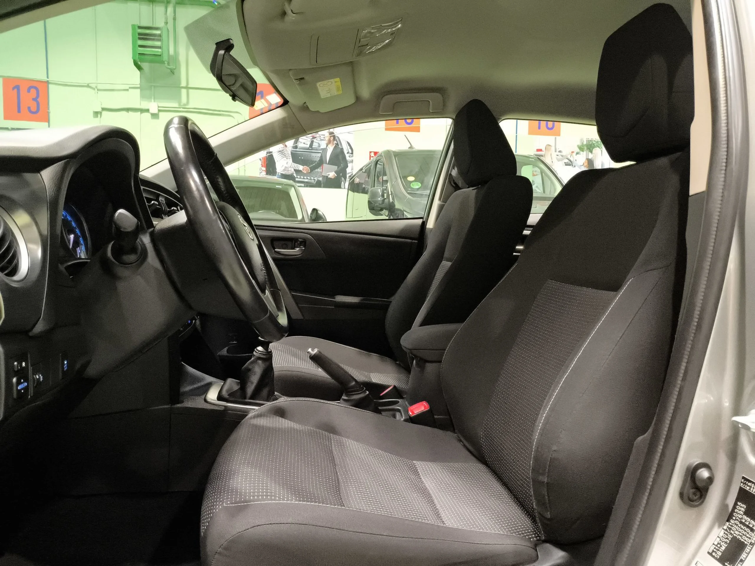 Toyota Auris 130 Active 97 kW (132 CV) - Foto 11