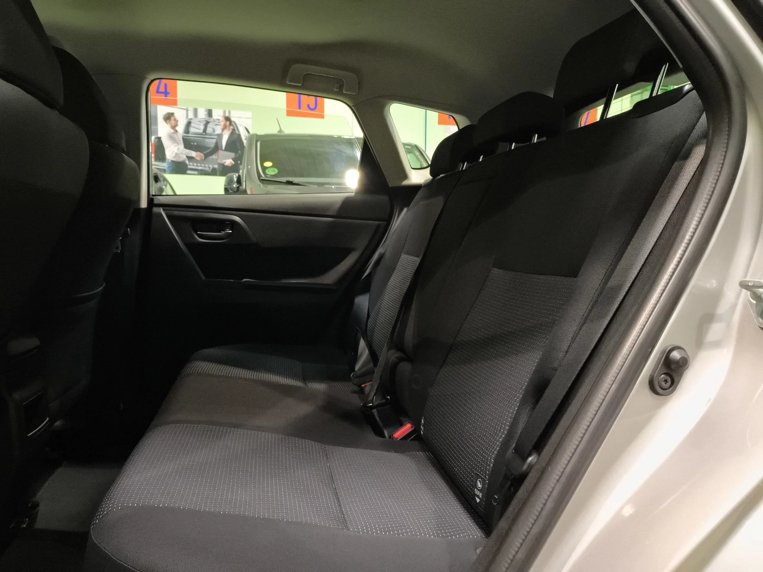 Toyota Auris 130 Active 97 kW (132 CV) - Foto 26
