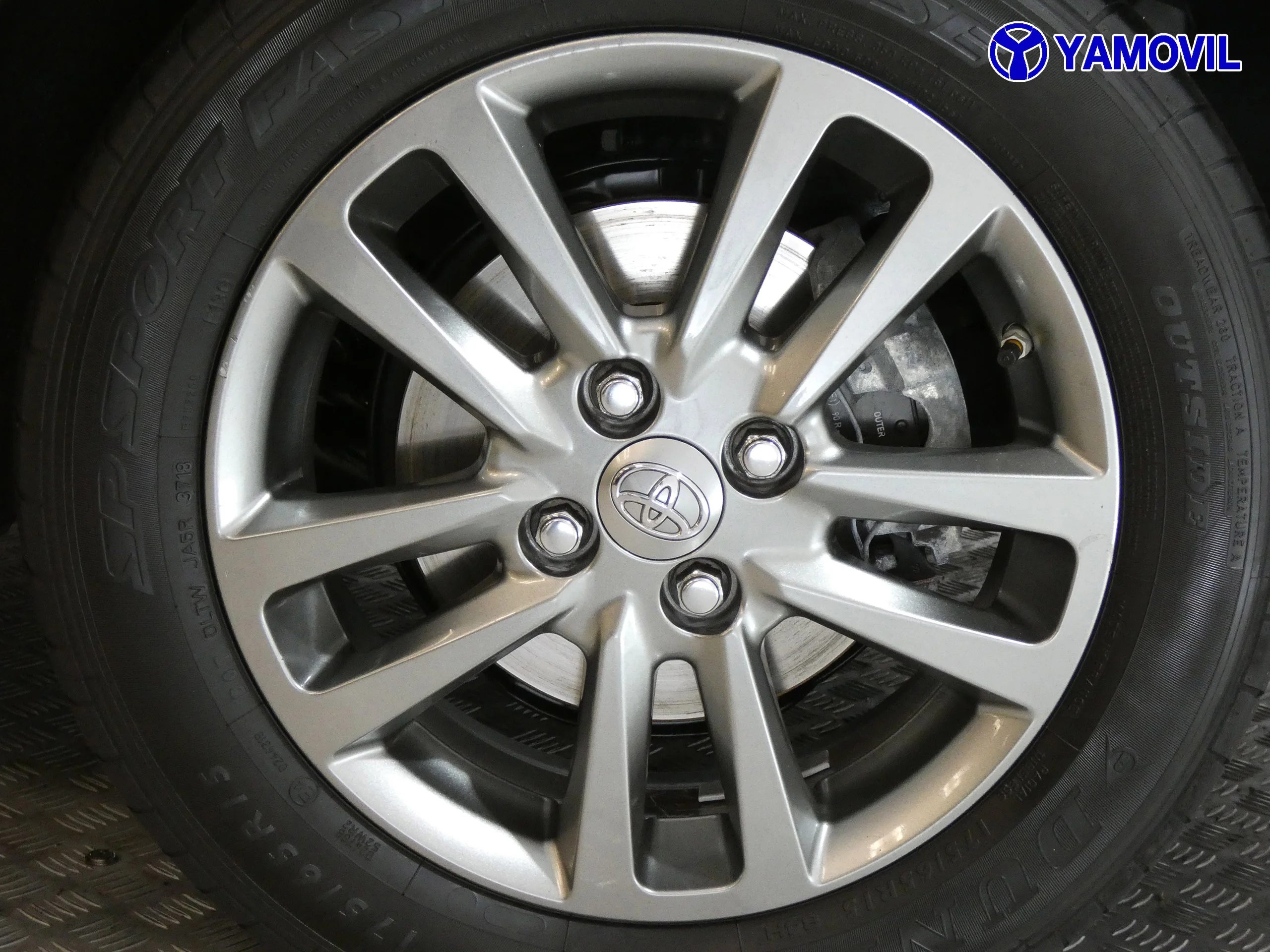 Toyota Yaris 1.3 ACTIVE 5P - Foto 12