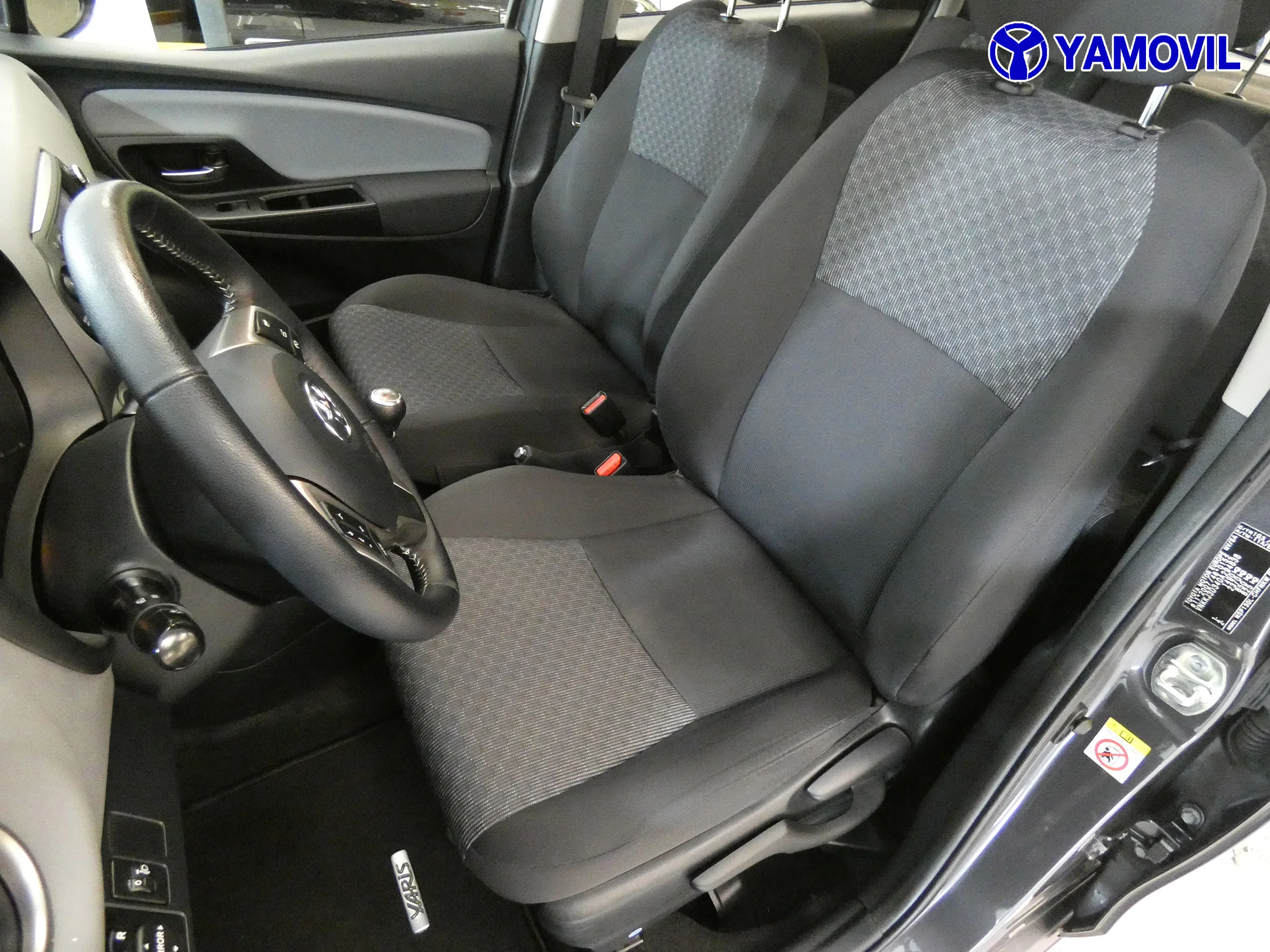 Toyota Yaris 1.3 ACTIVE 5P - Foto 13