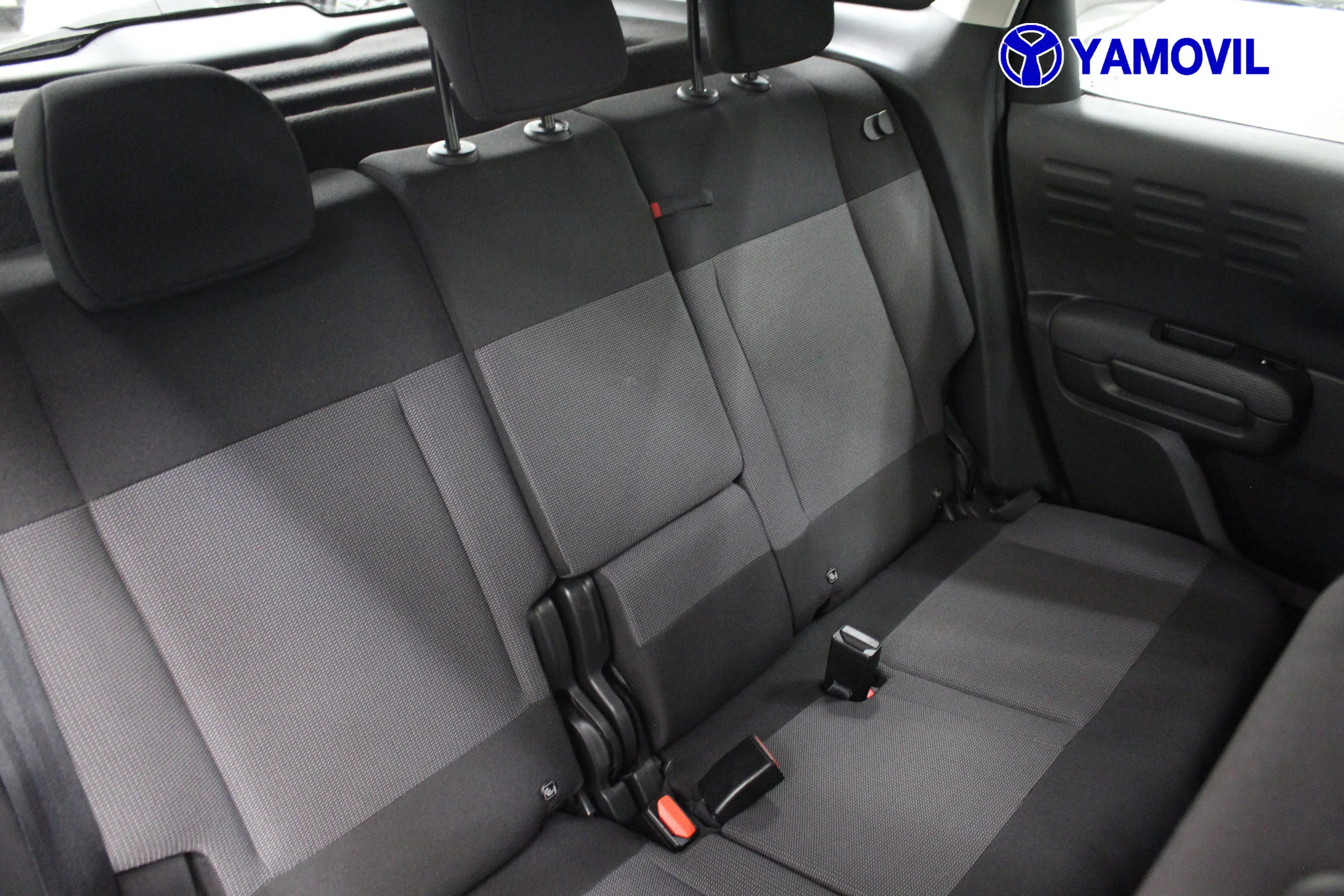 Citroen C3 Aircross BlueHDi 100 SANDS Feel 75 kW (102 CV) - Foto 16