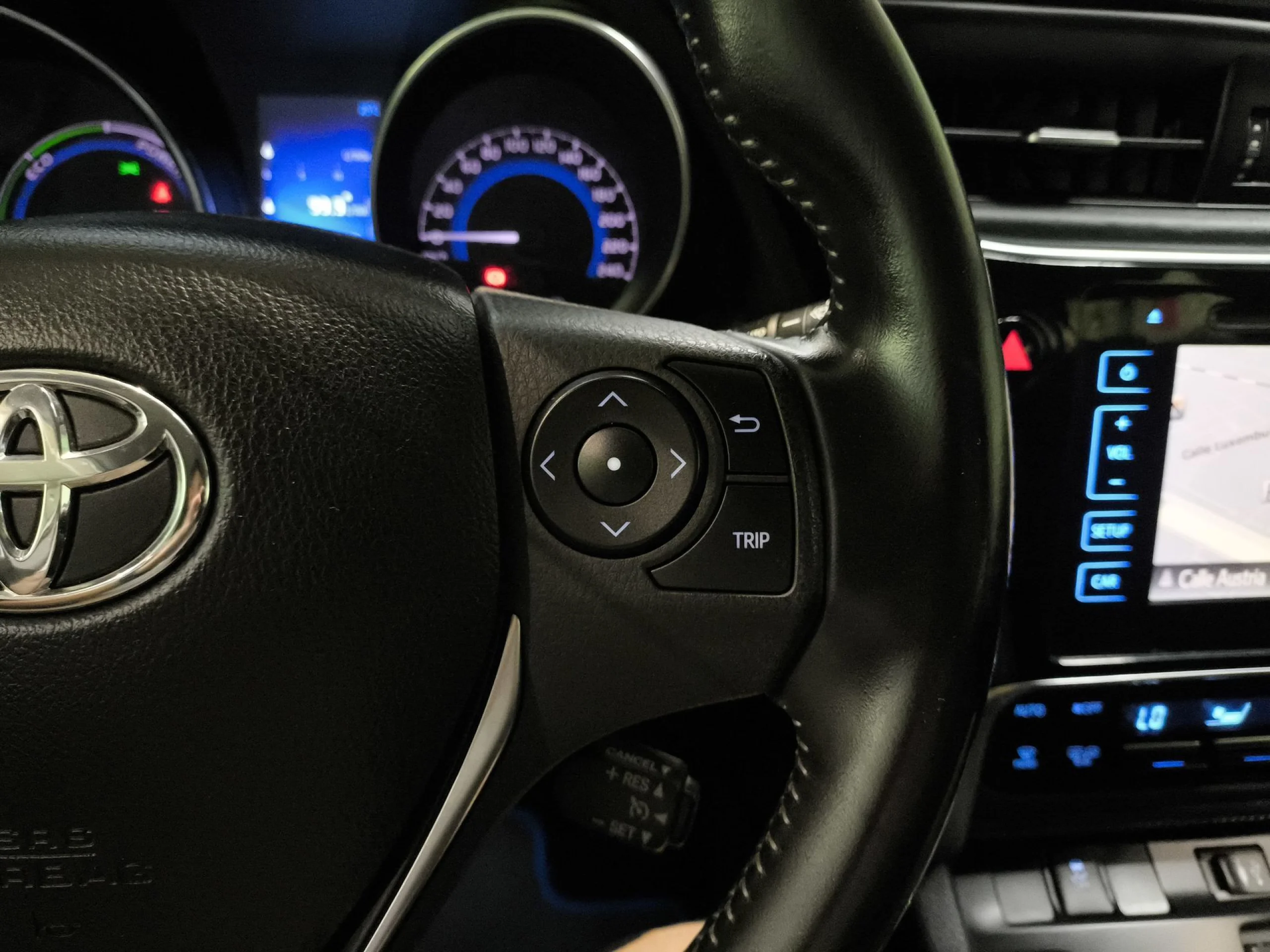 Toyota Auris 1.8 Hybrid Touring Sports Active 100 kW (136 CV) - Foto 18