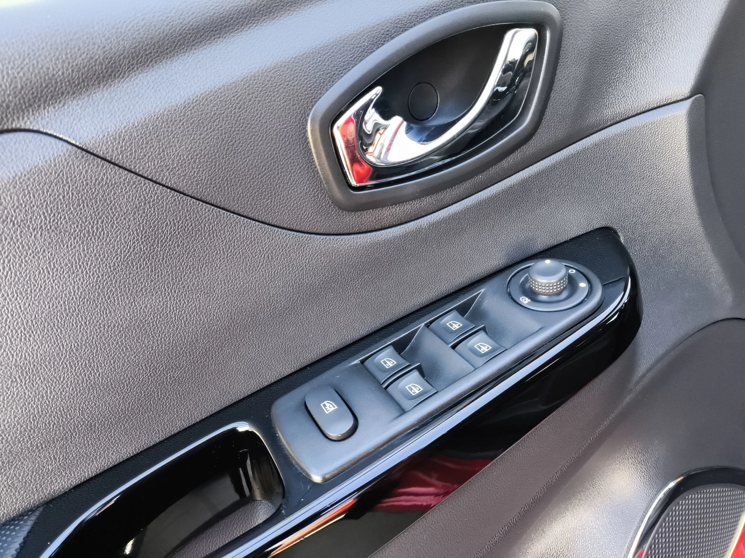 Renault Captur dCi 110 Xmod Energy 81 kW (110 CV) - Foto 10