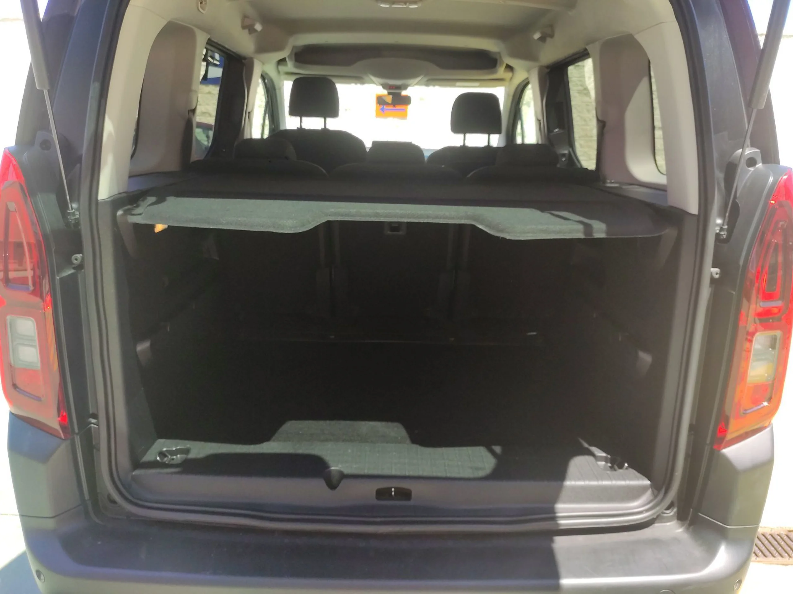 Citroen Berlingo Combi PureTech 110 Talla M Shine 81 kW (110 CV) - Foto 20