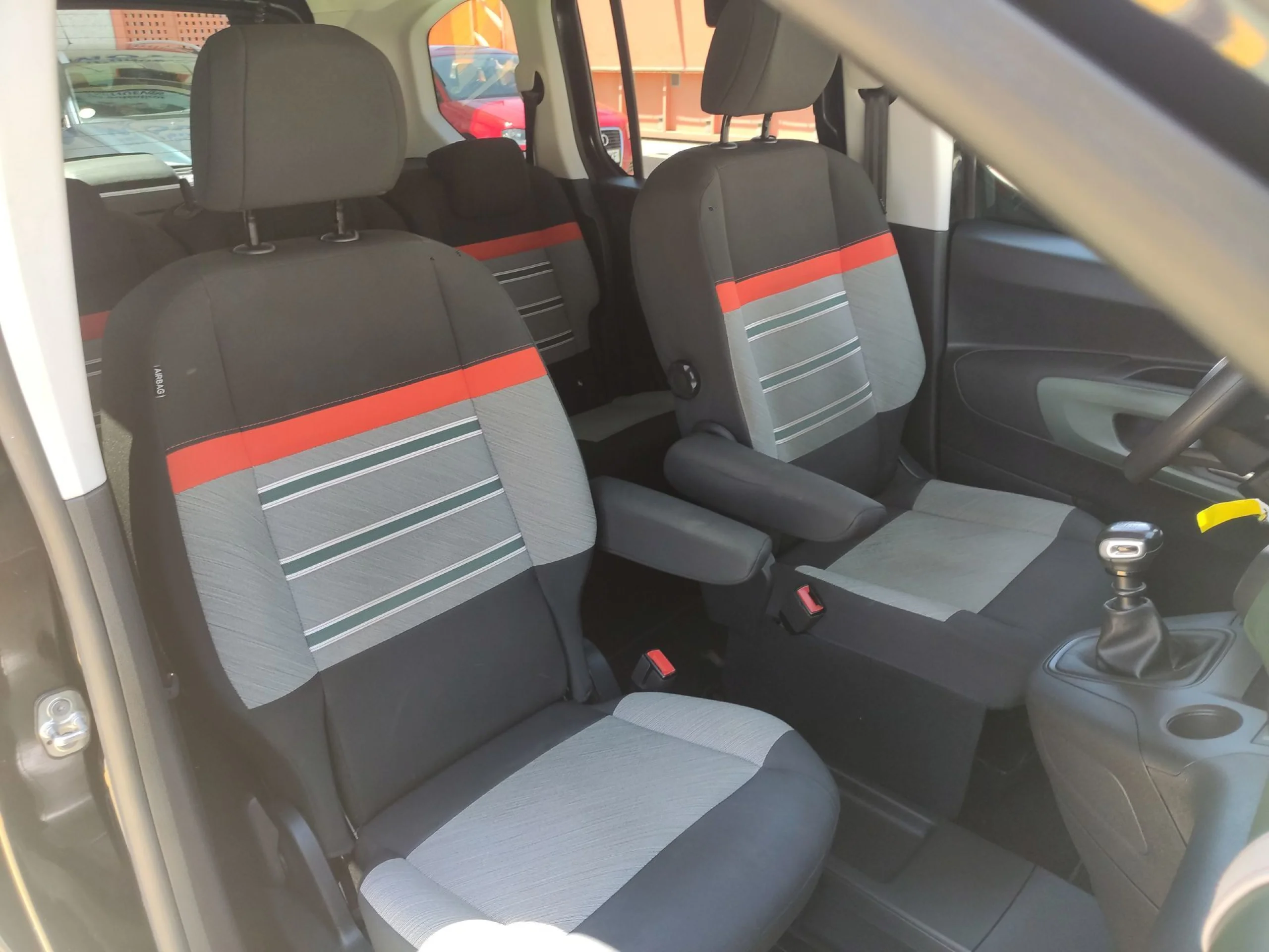 Citroen Berlingo Combi PureTech 110 Talla M Shine 81 kW (110 CV) - Foto 21
