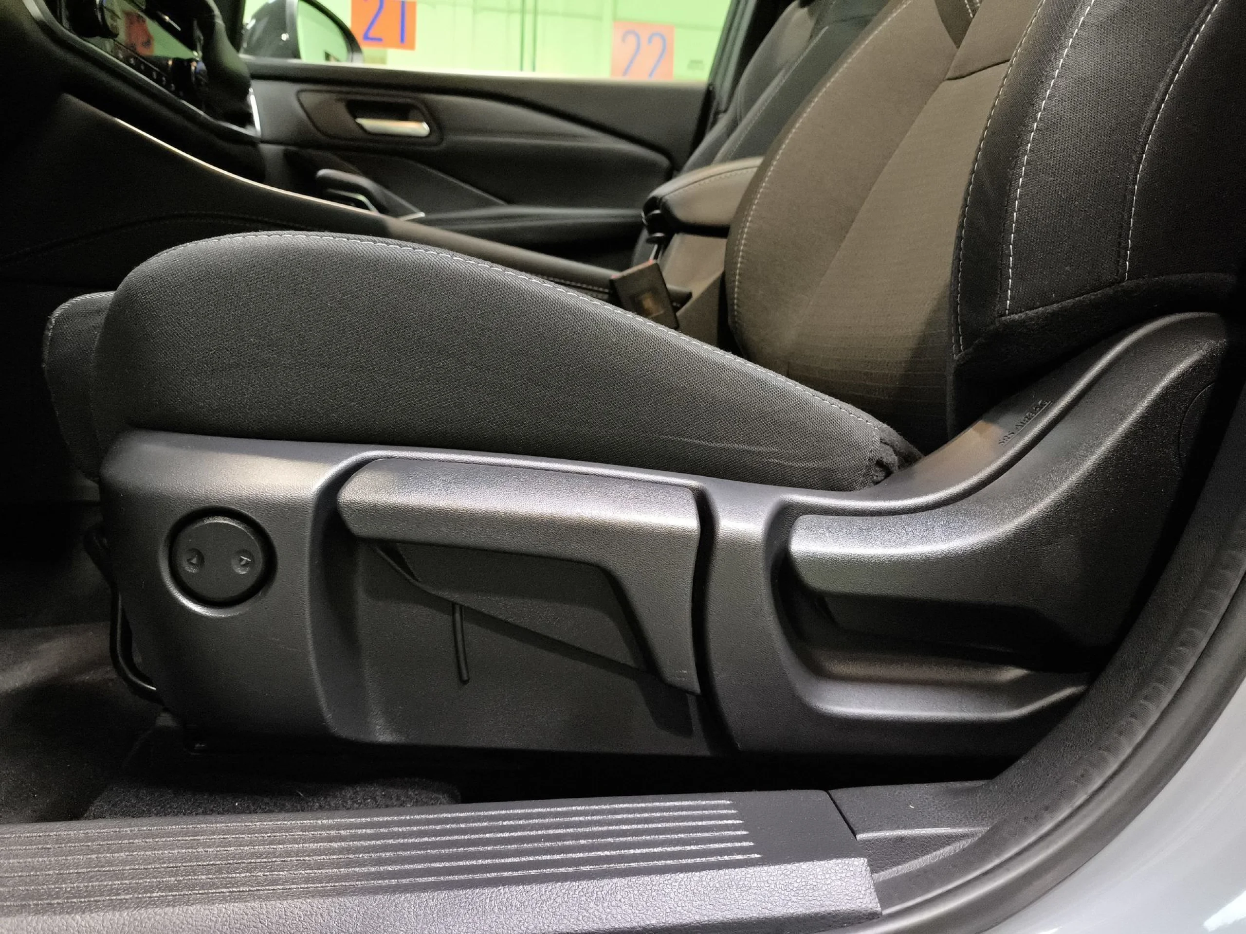 Nissan Qashqai DIG-T 160 mHEV Tekna Xtronic 116 kW (158 CV) - Foto 9