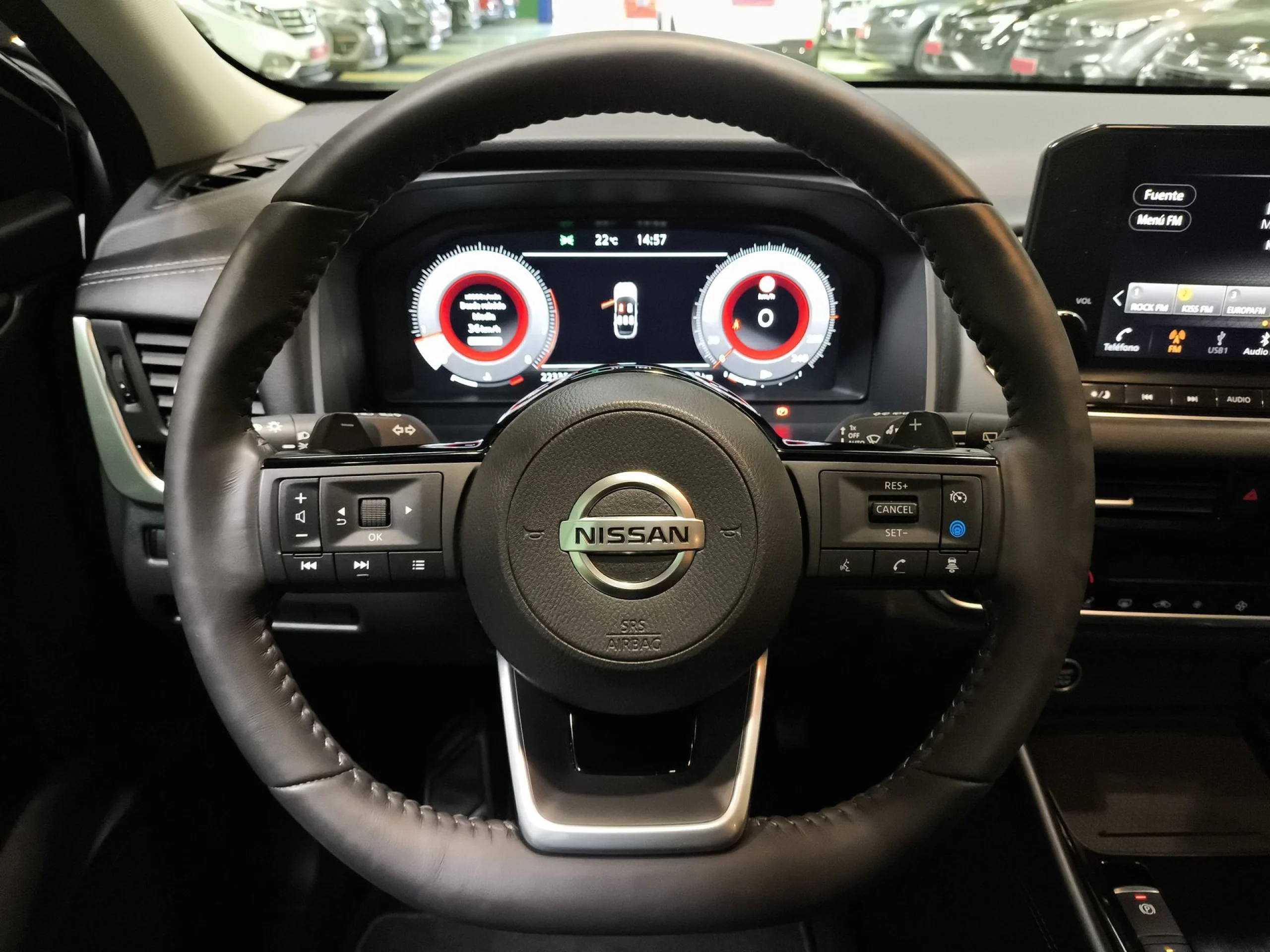 Nissan Qashqai DIG-T 160 mHEV Tekna Xtronic 116 kW (158 CV) - Foto 13