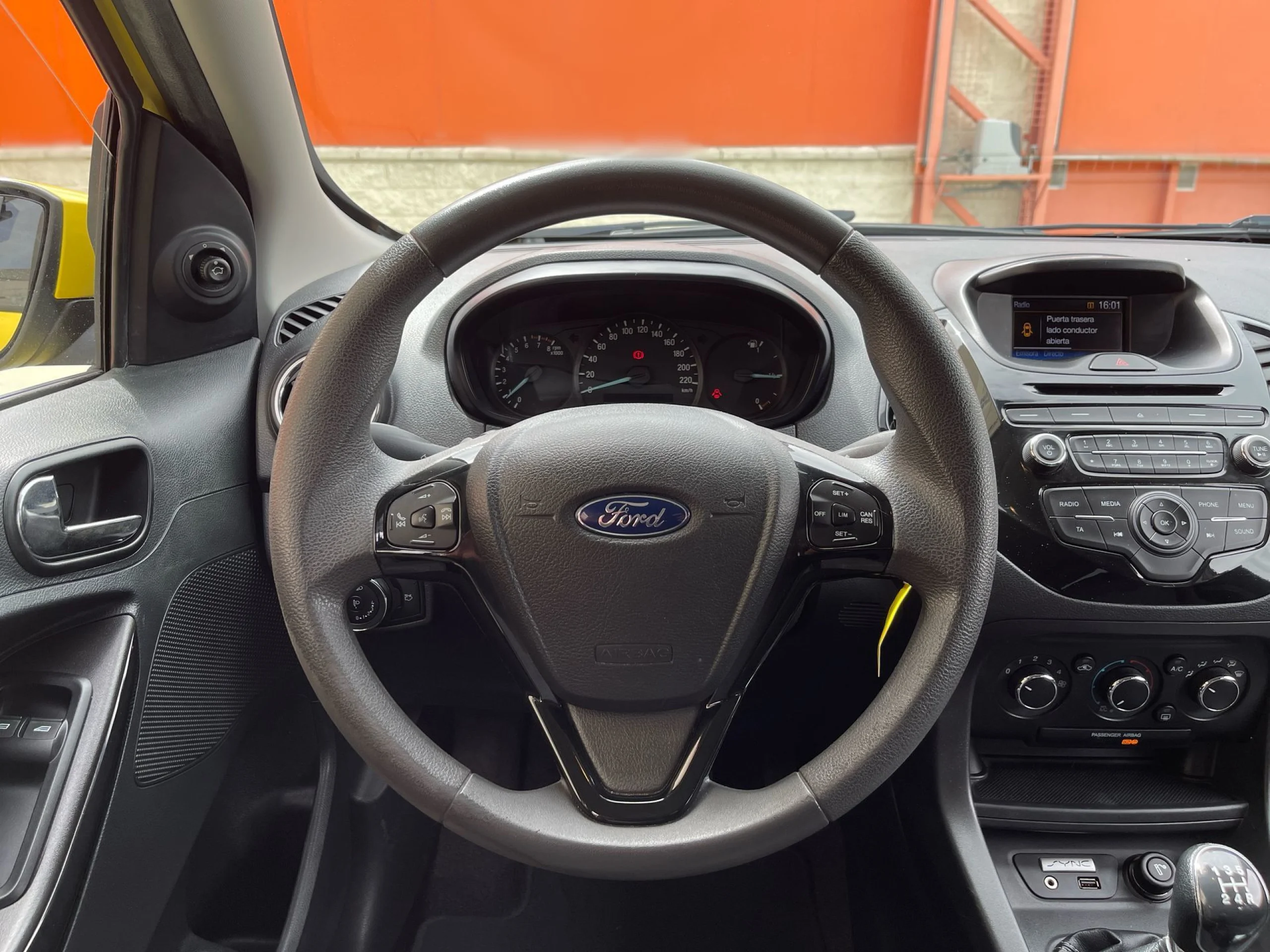 Ford Ka+ 1.2 Ti-VCT Ultimate 63 kW (85 CV) - Foto 10